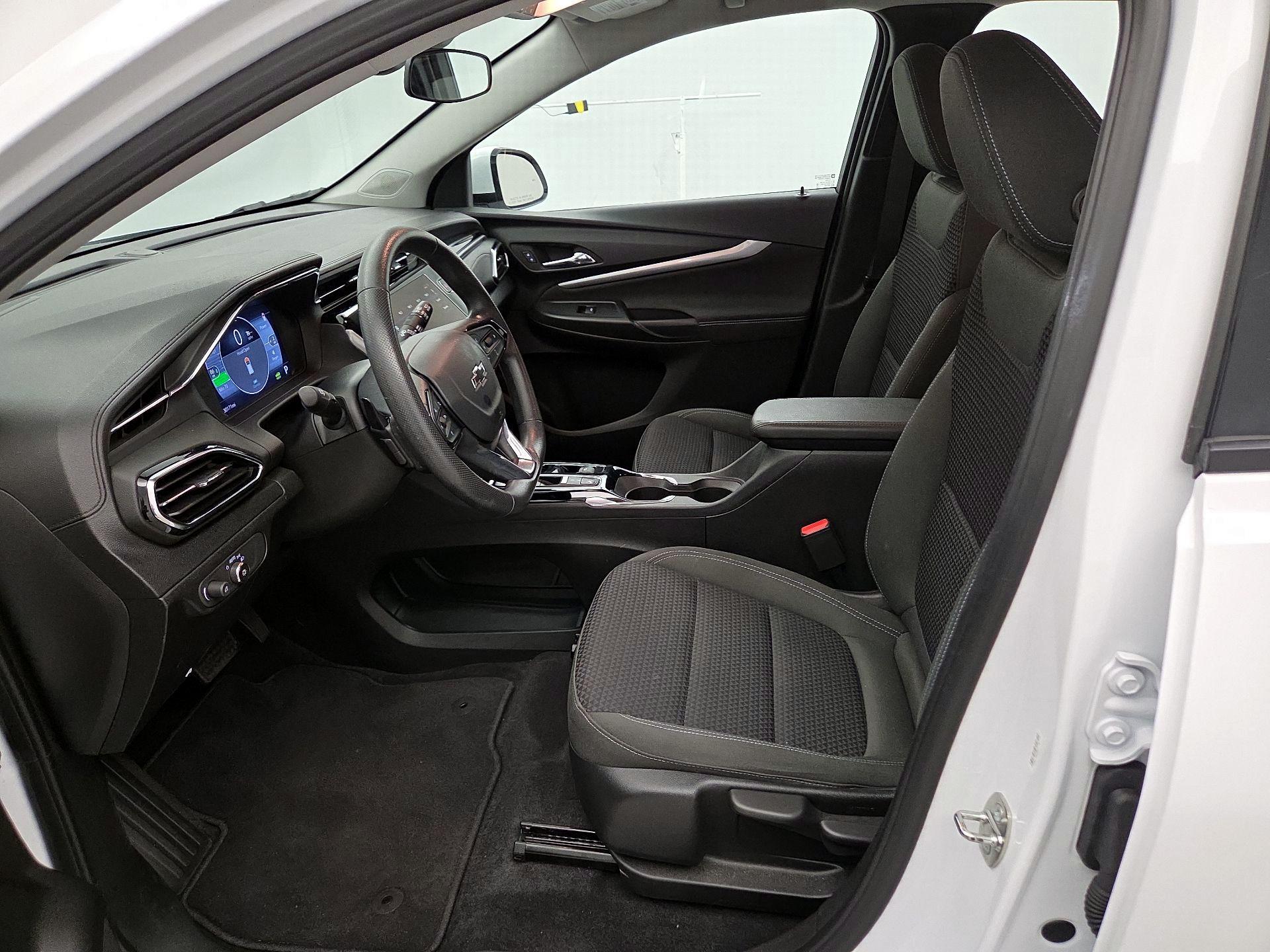 Thumbnail: 2023 Chevrolet Bolt EUV - 11