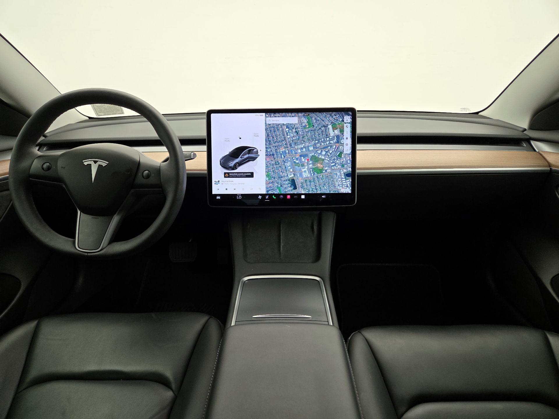 Thumbnail: 2023 Tesla Model 3 - 9