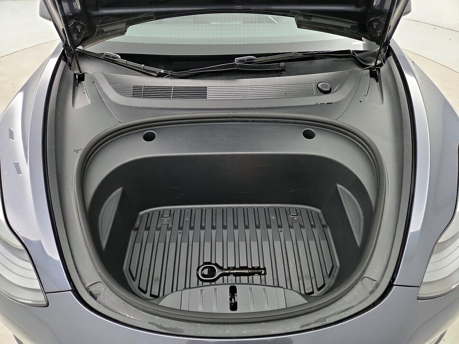 Thumbnail: 2023 Tesla Model 3 - 20