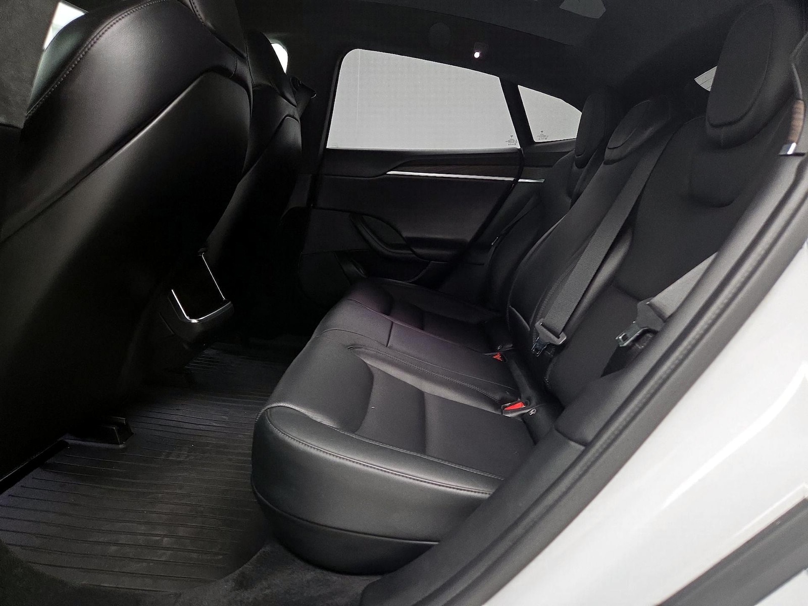 2022 Tesla Model S Base - Photo 19
