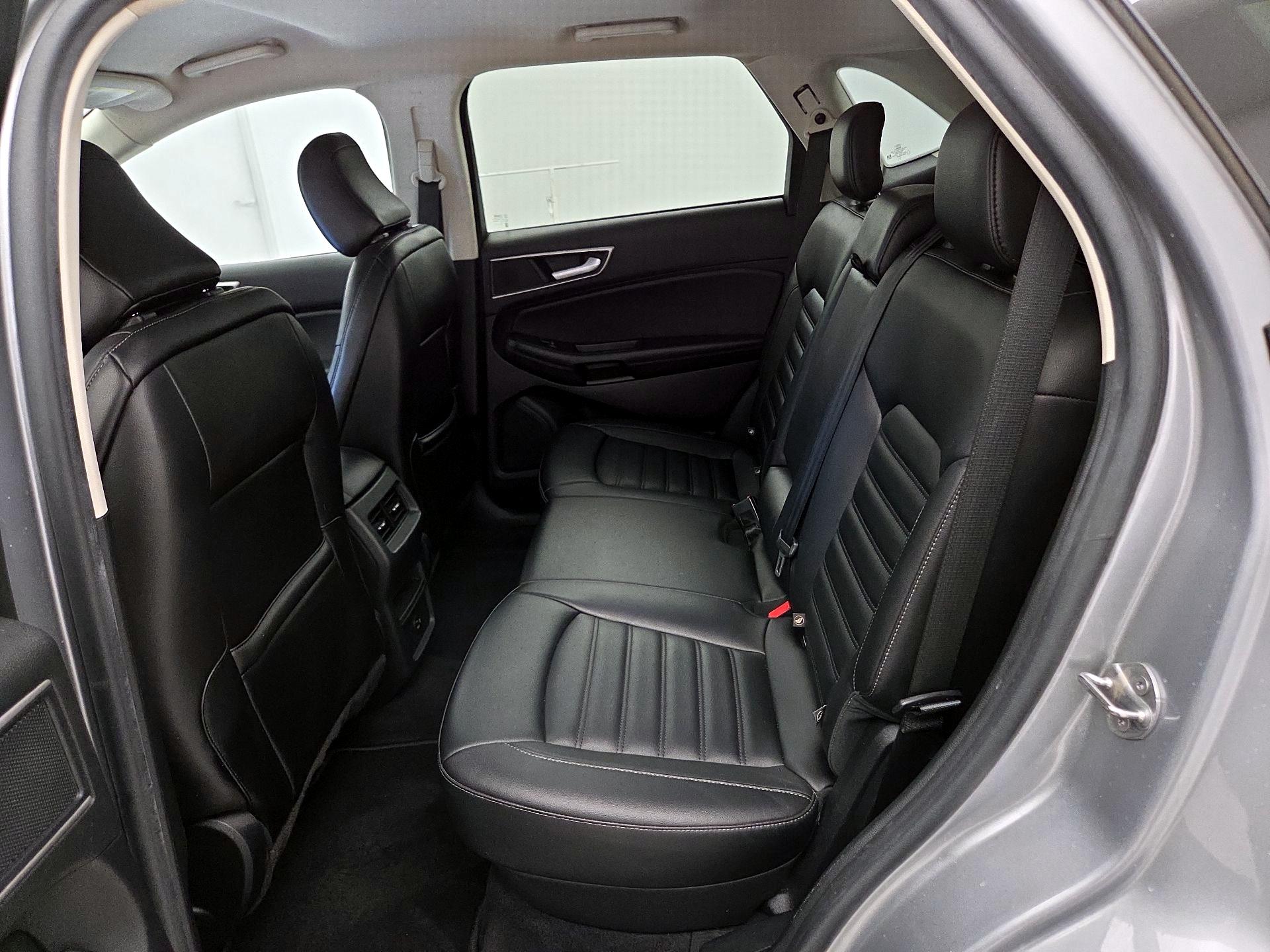 Thumbnail: 2021 Ford Edge - 19