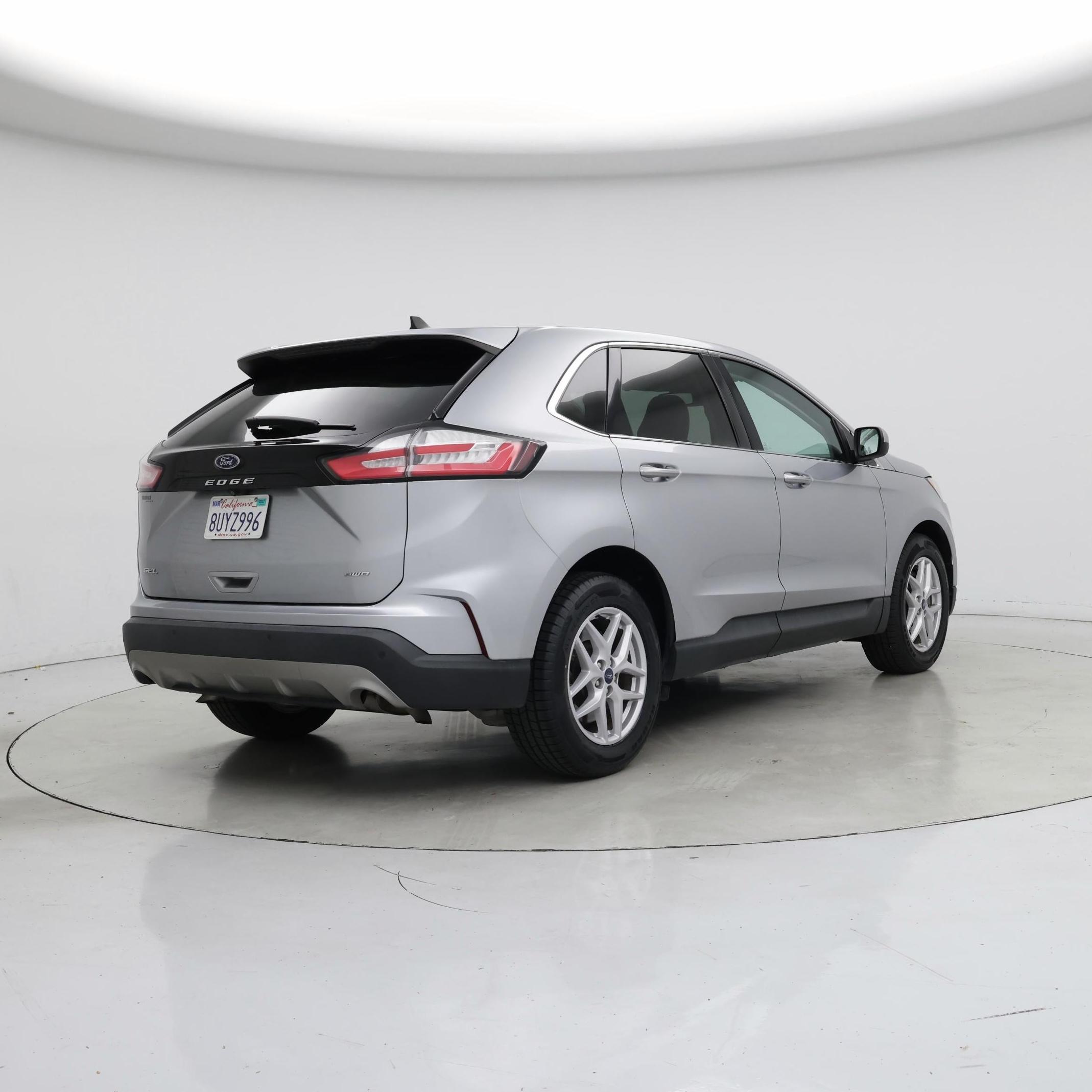 Thumbnail: 2021 Ford Edge - 8