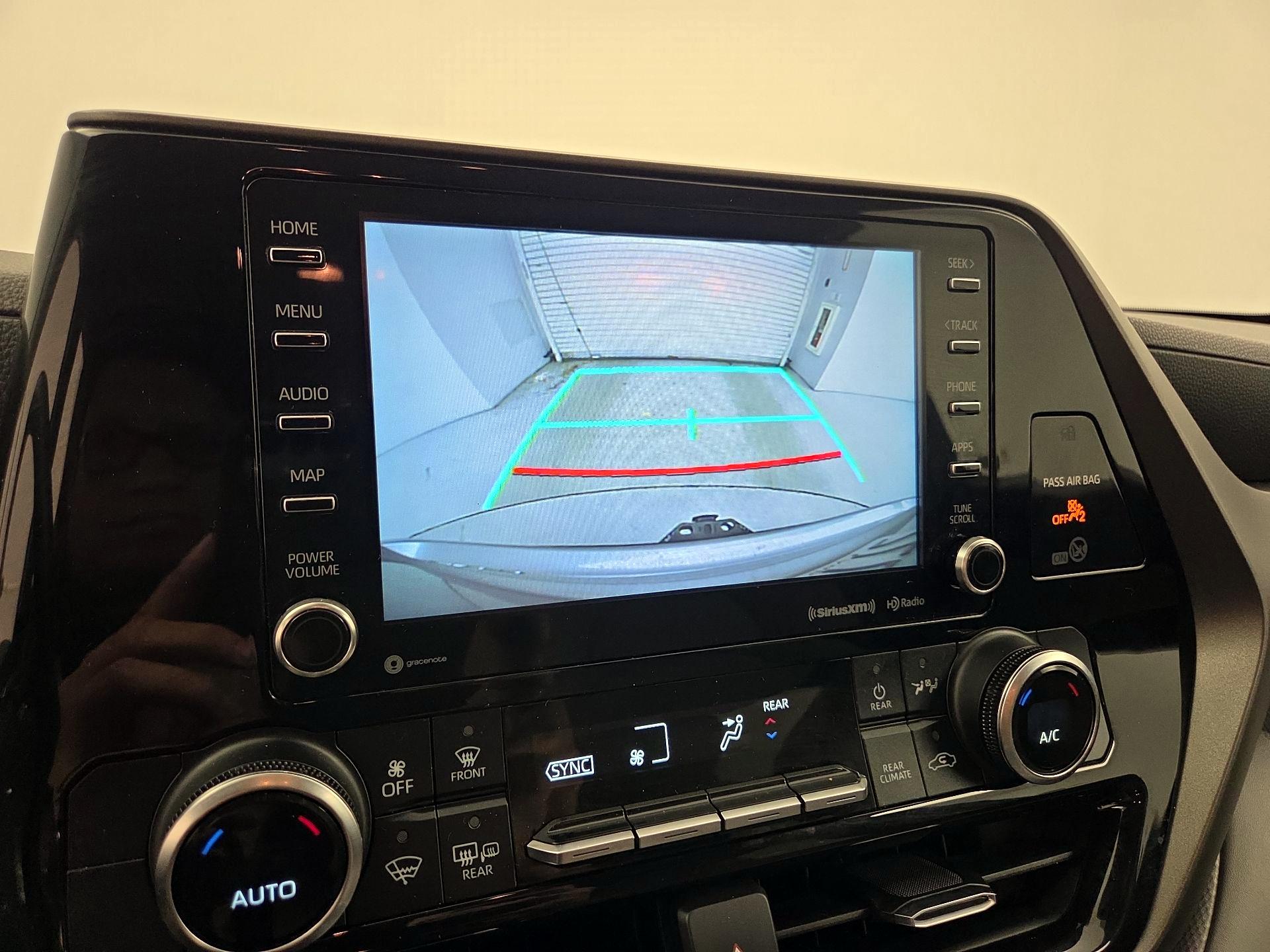 Thumbnail: 2020 Toyota Highlander - 14