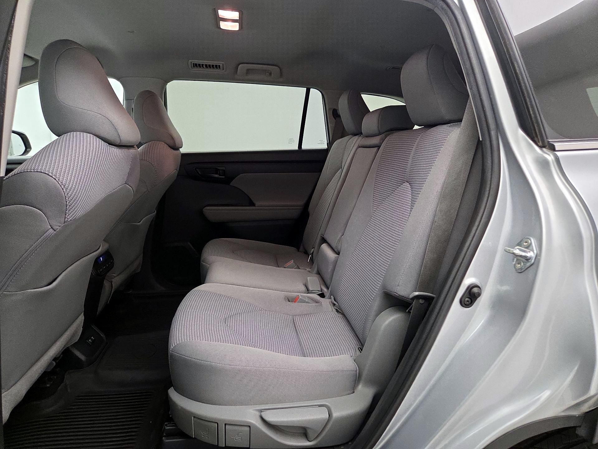 Thumbnail: 2020 Toyota Highlander - 19