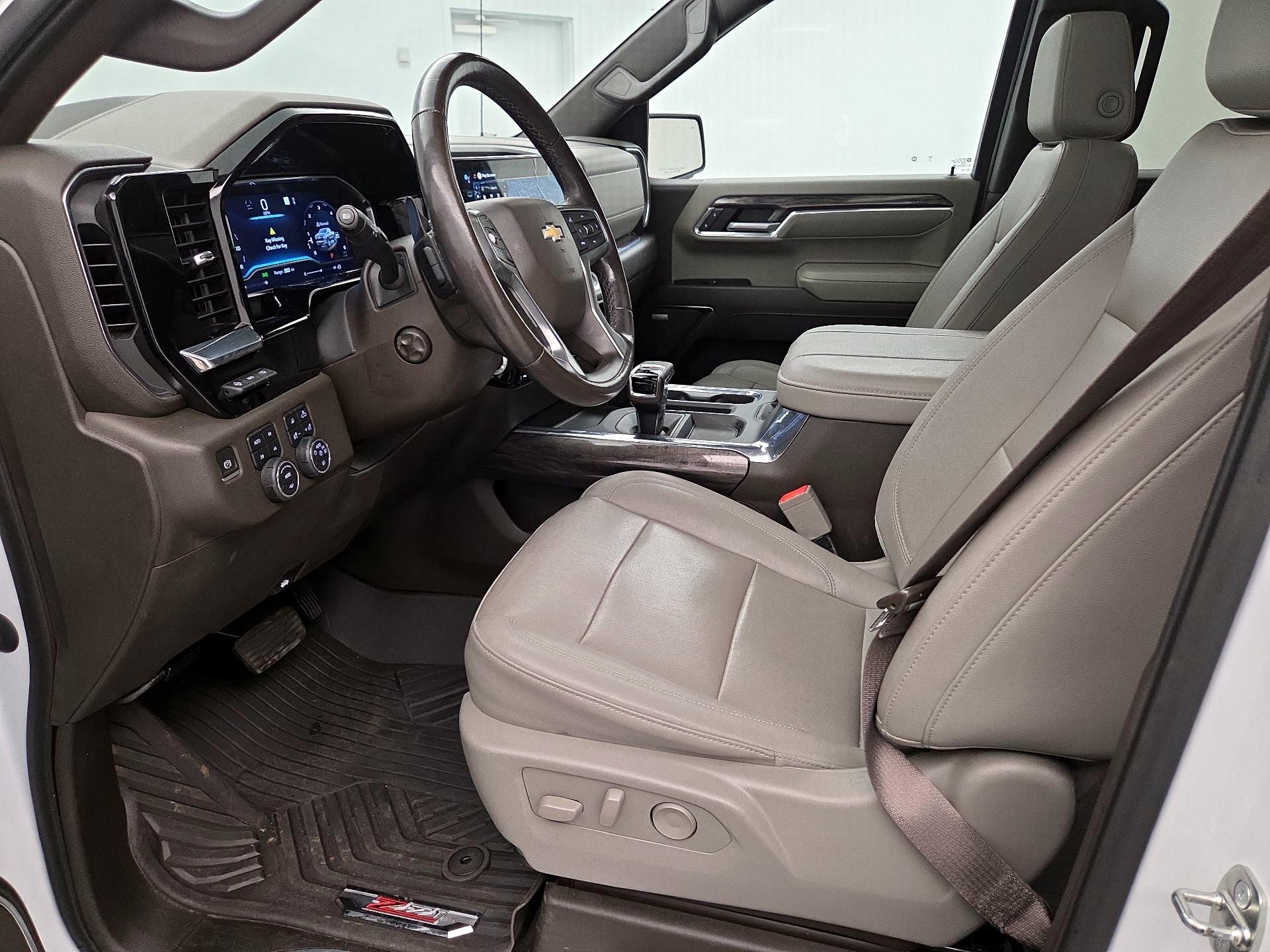 Thumbnail: 2023 Chevrolet Silverado 1500 - 11