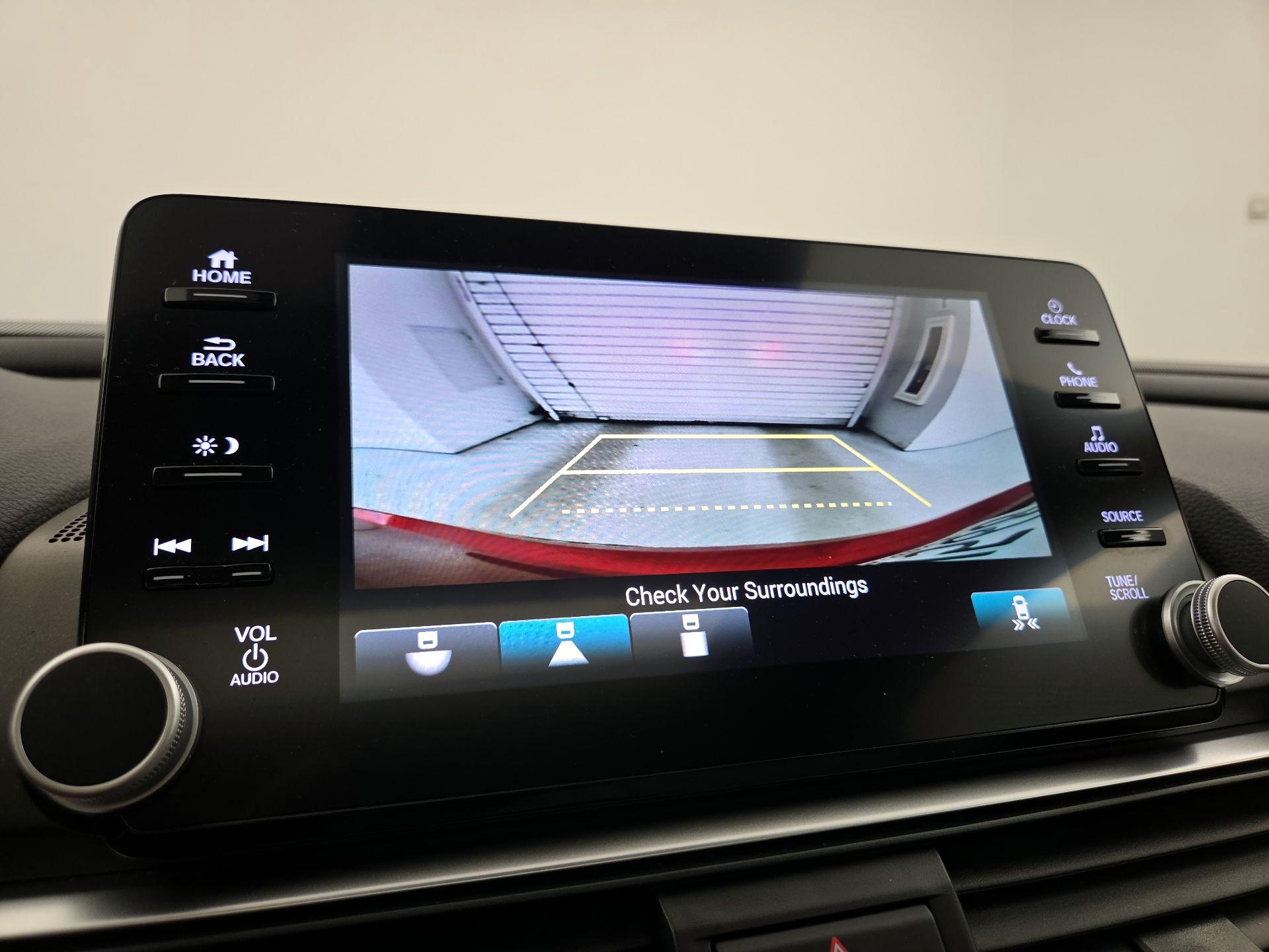Thumbnail: 2018 Honda Accord - 14
