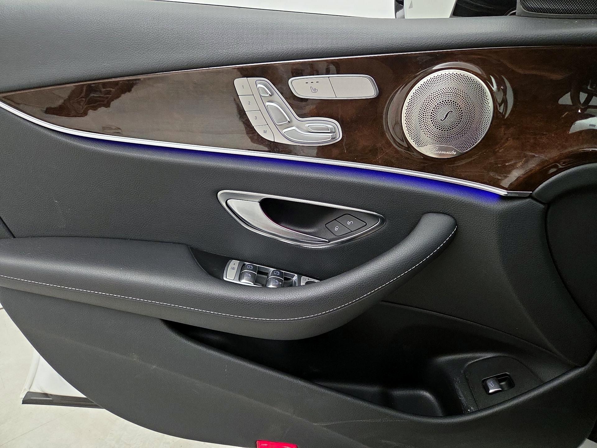 Thumbnail: 2022 Mercedes-Benz E-Class - 12