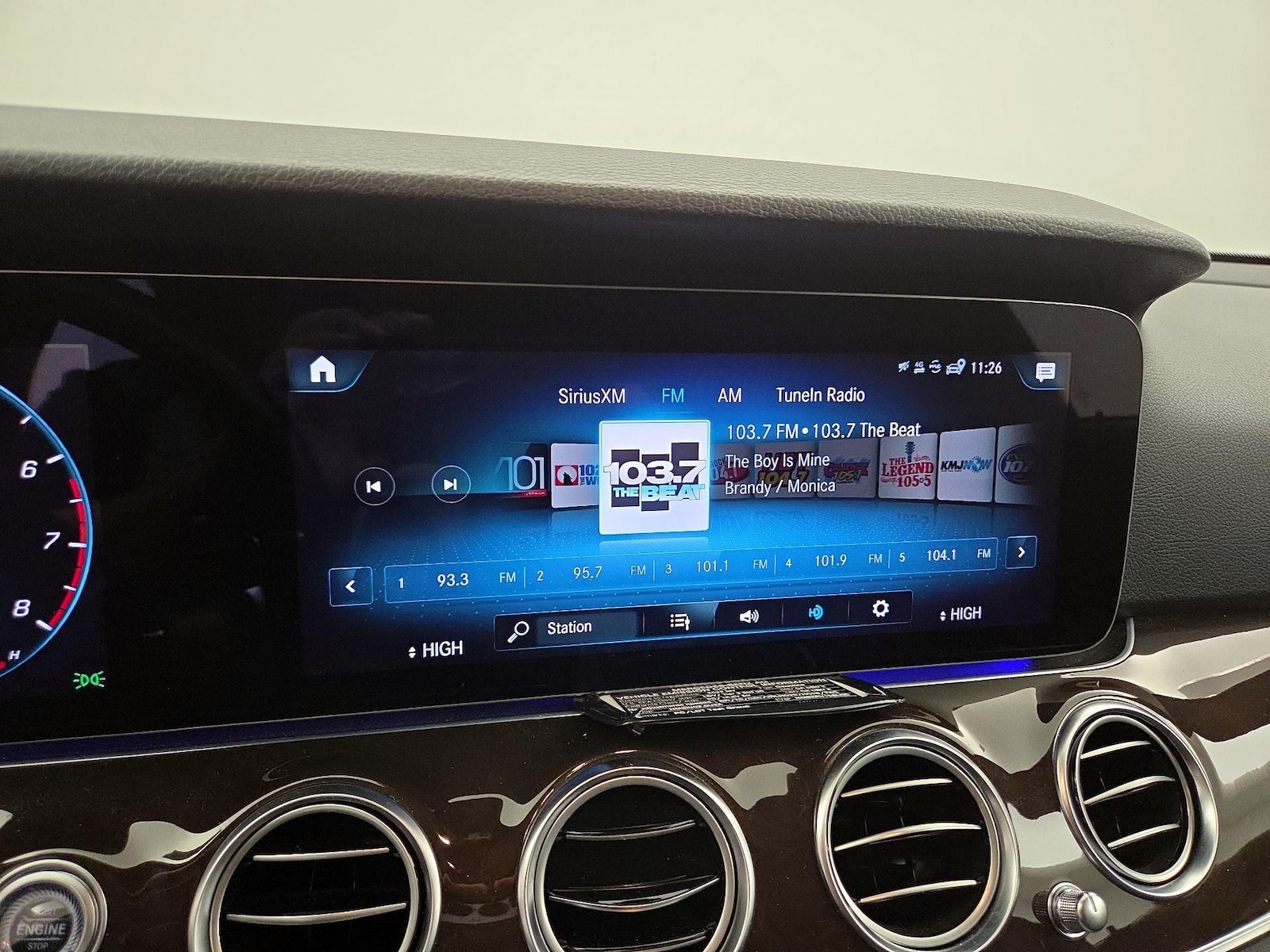 2022 Mercedes-Benz E-Class E350 - Photo 16