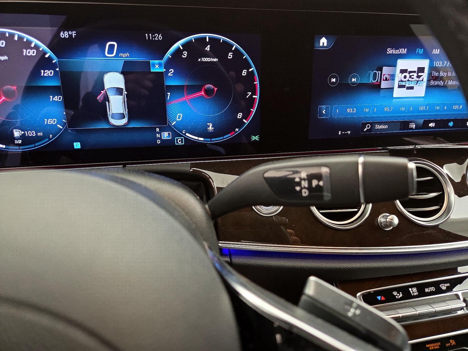 2022 Mercedes-Benz E-Class E350 - Photo 18