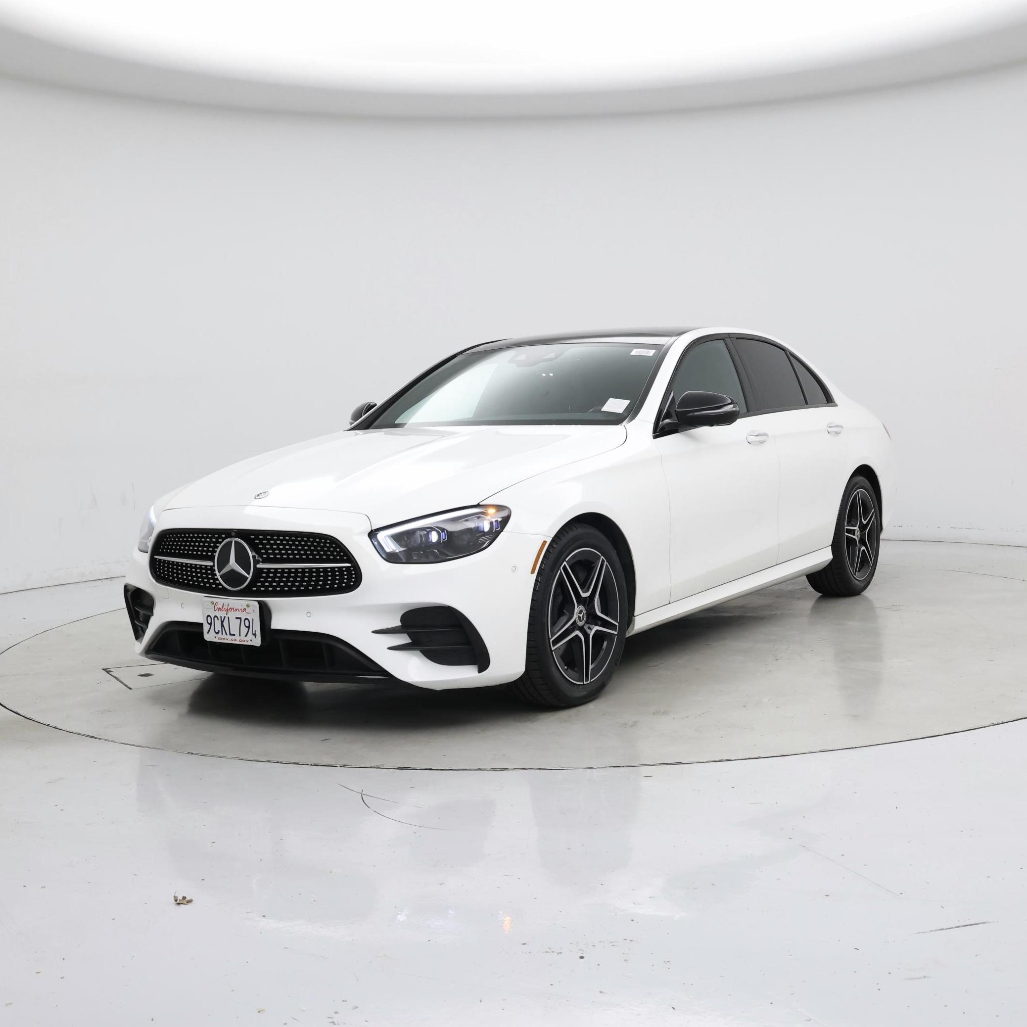 Thumbnail: 2022 Mercedes-Benz E-Class - 4