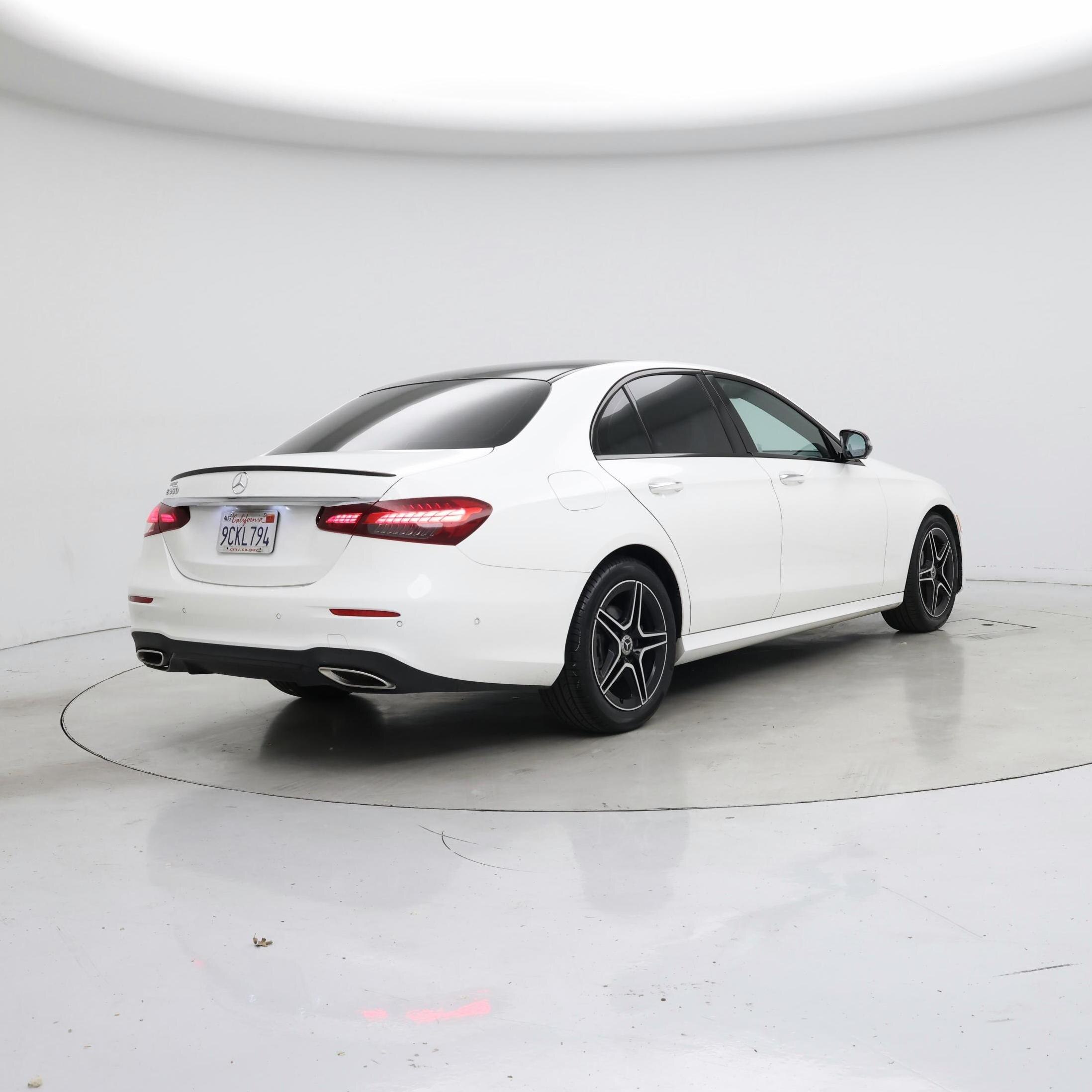 Thumbnail: 2022 Mercedes-Benz E-Class - 8