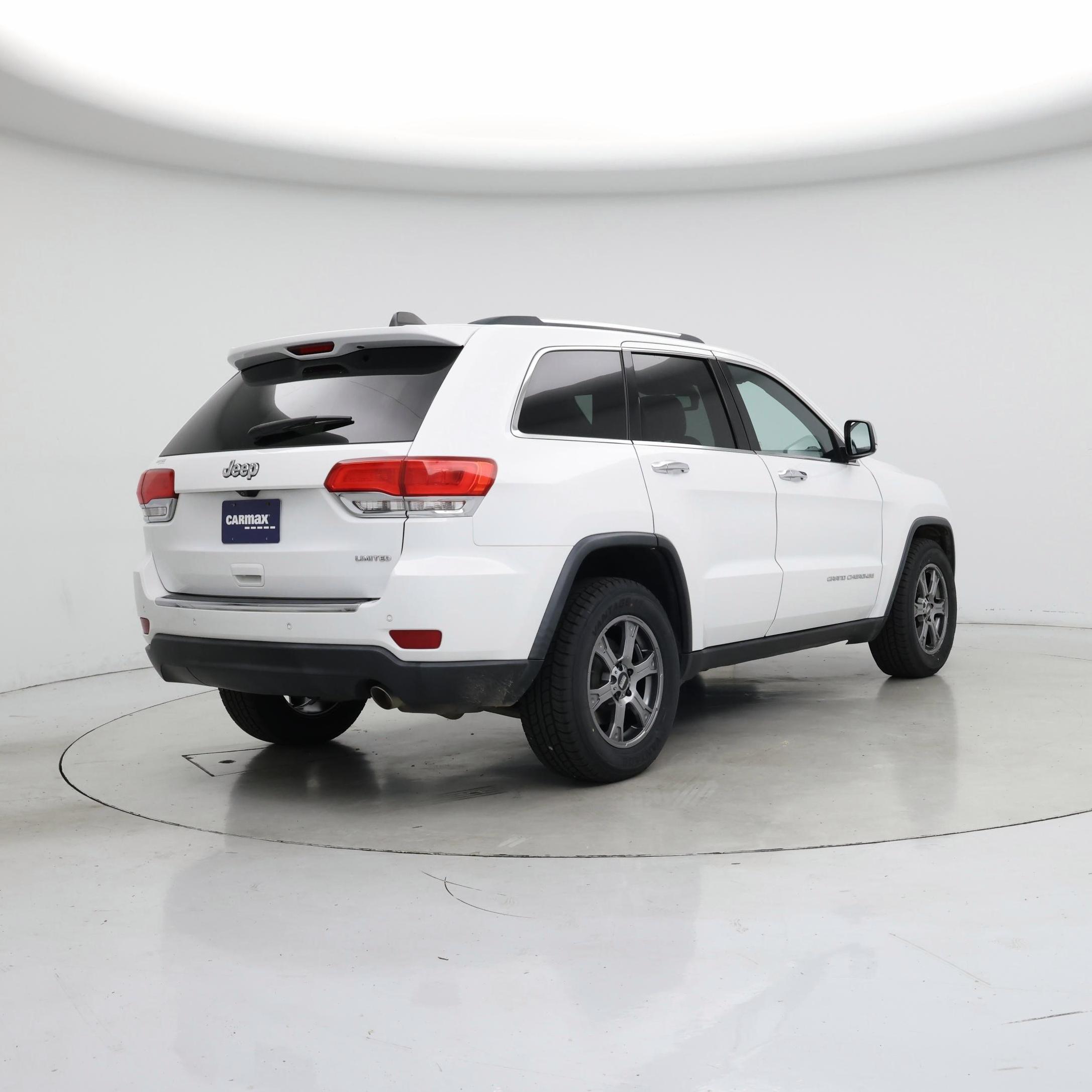 Thumbnail: 2015 Jeep Grand Cherokee - 8