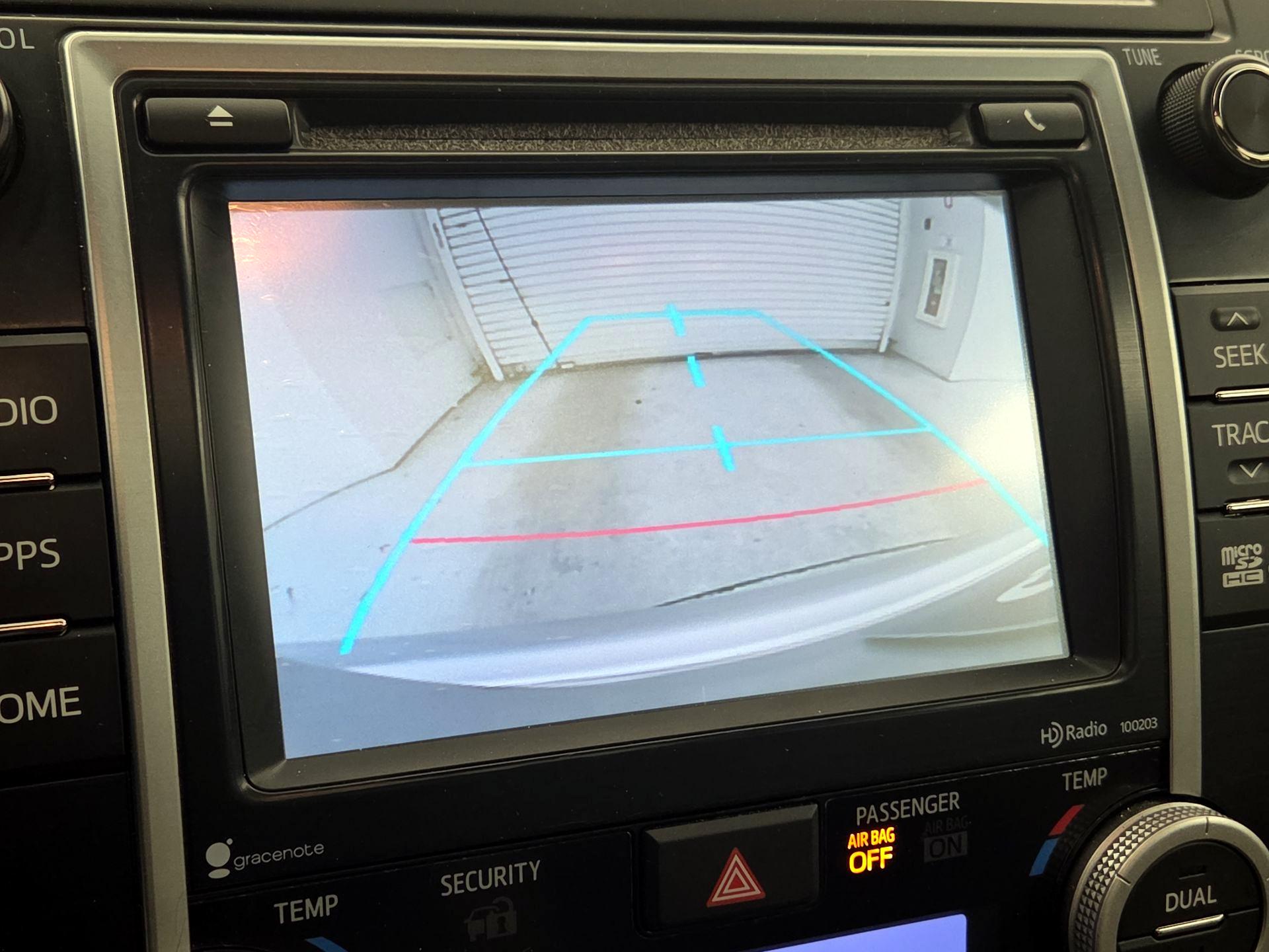 Thumbnail: 2014 Toyota Camry - 15