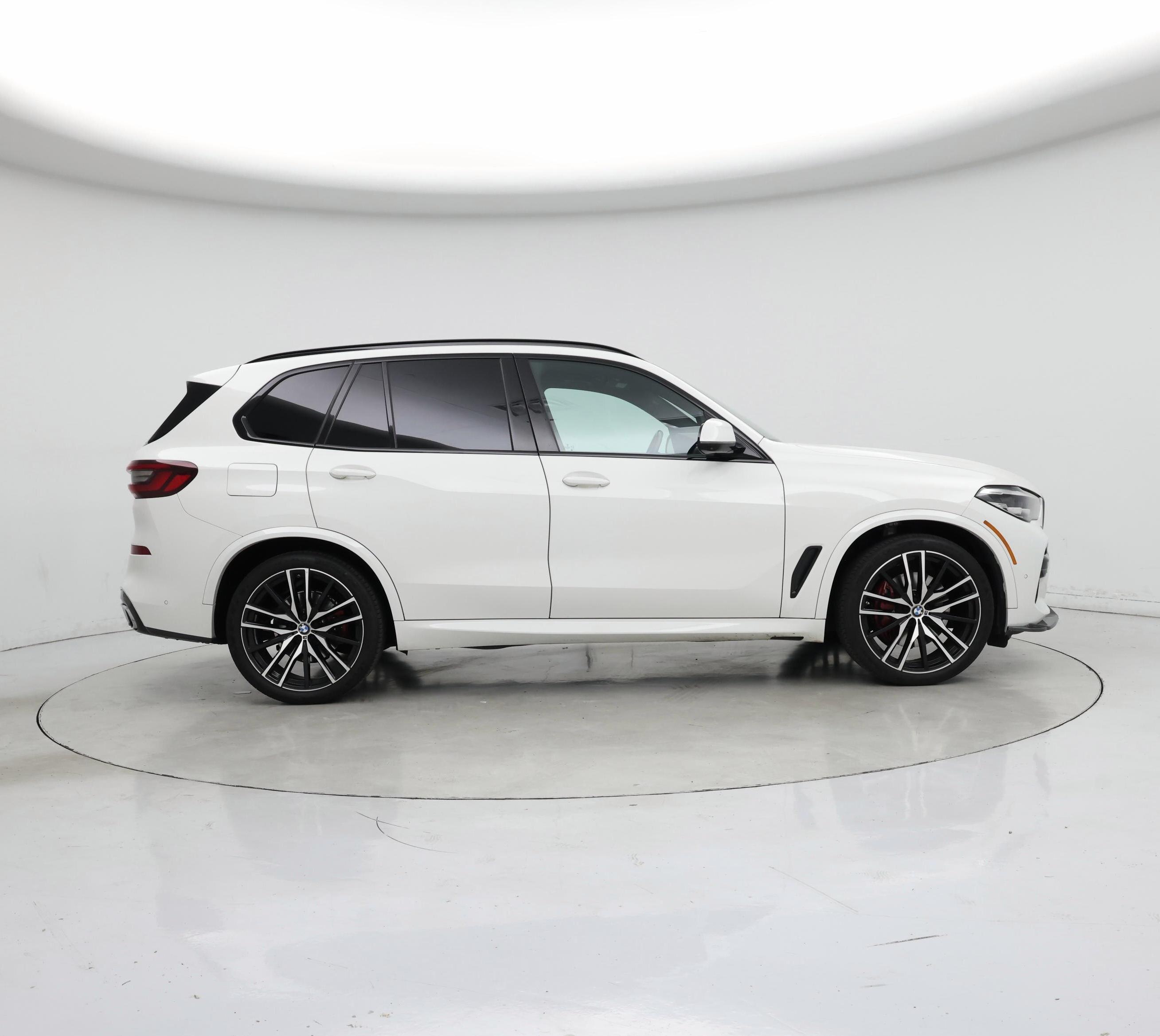 Thumbnail: 2022 BMW X5 - 7