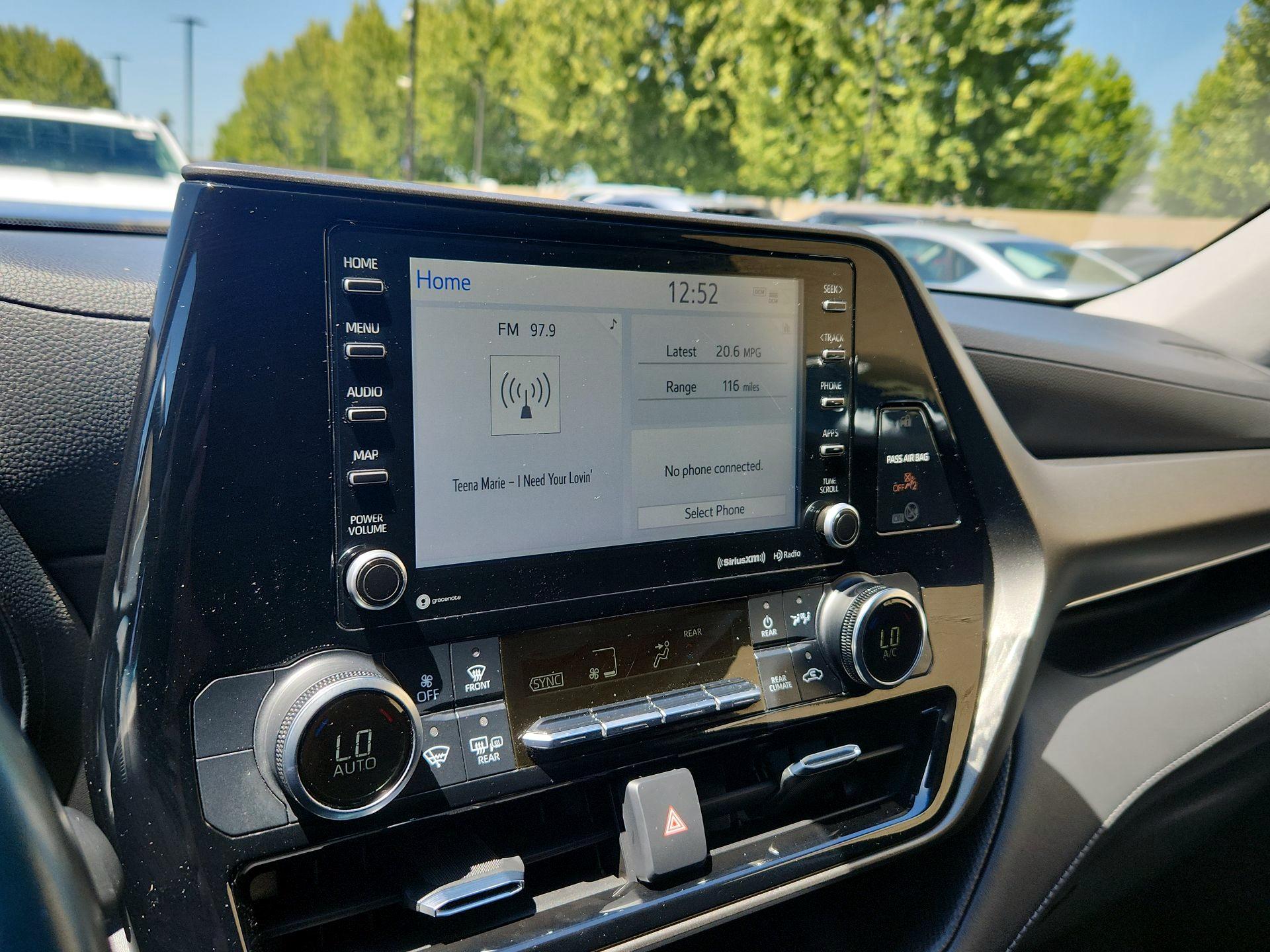 Thumbnail: 2021 Toyota Highlander - 13