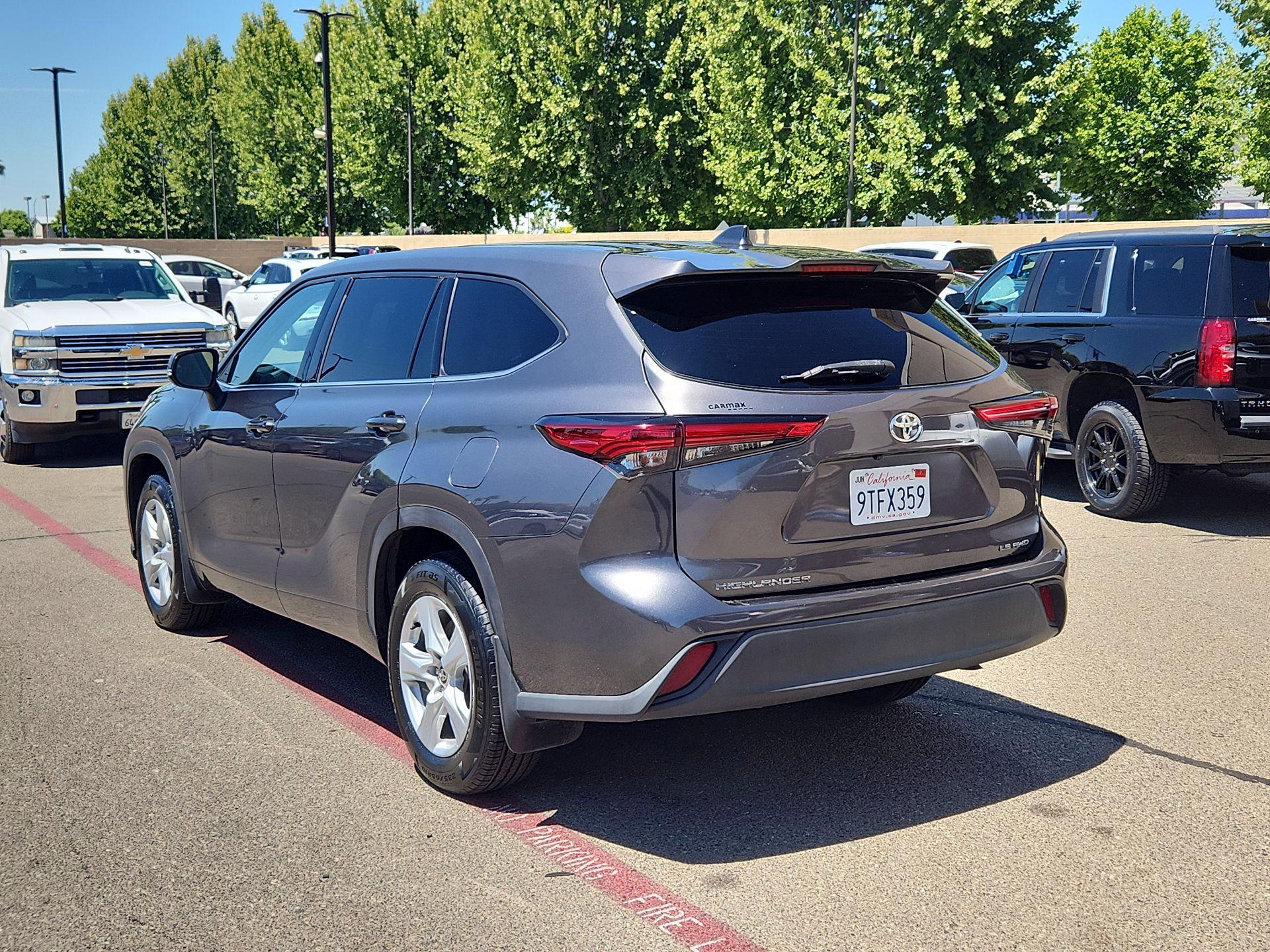 Thumbnail: 2021 Toyota Highlander - 7