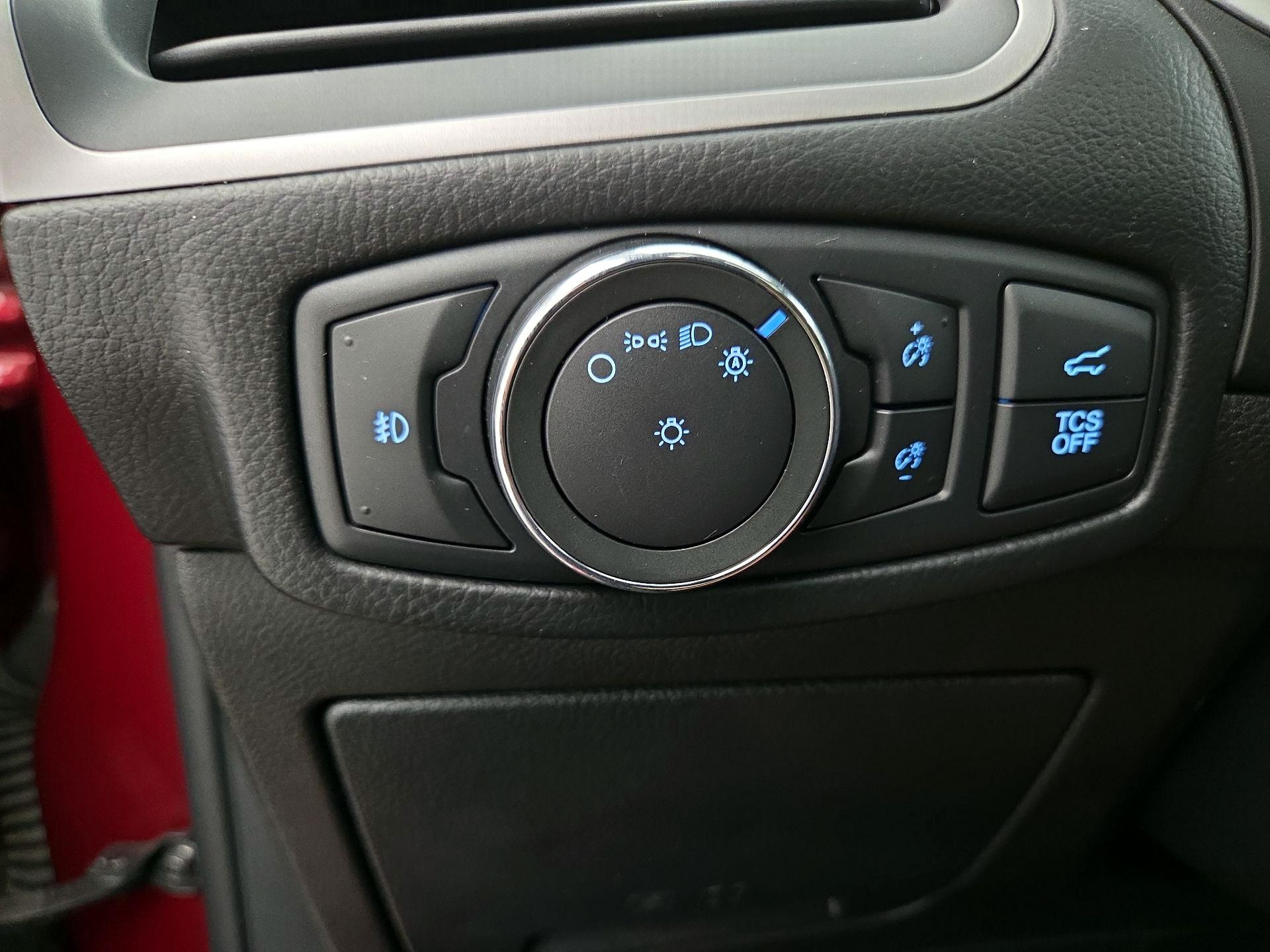 Thumbnail: 2019 Ford Edge - 13