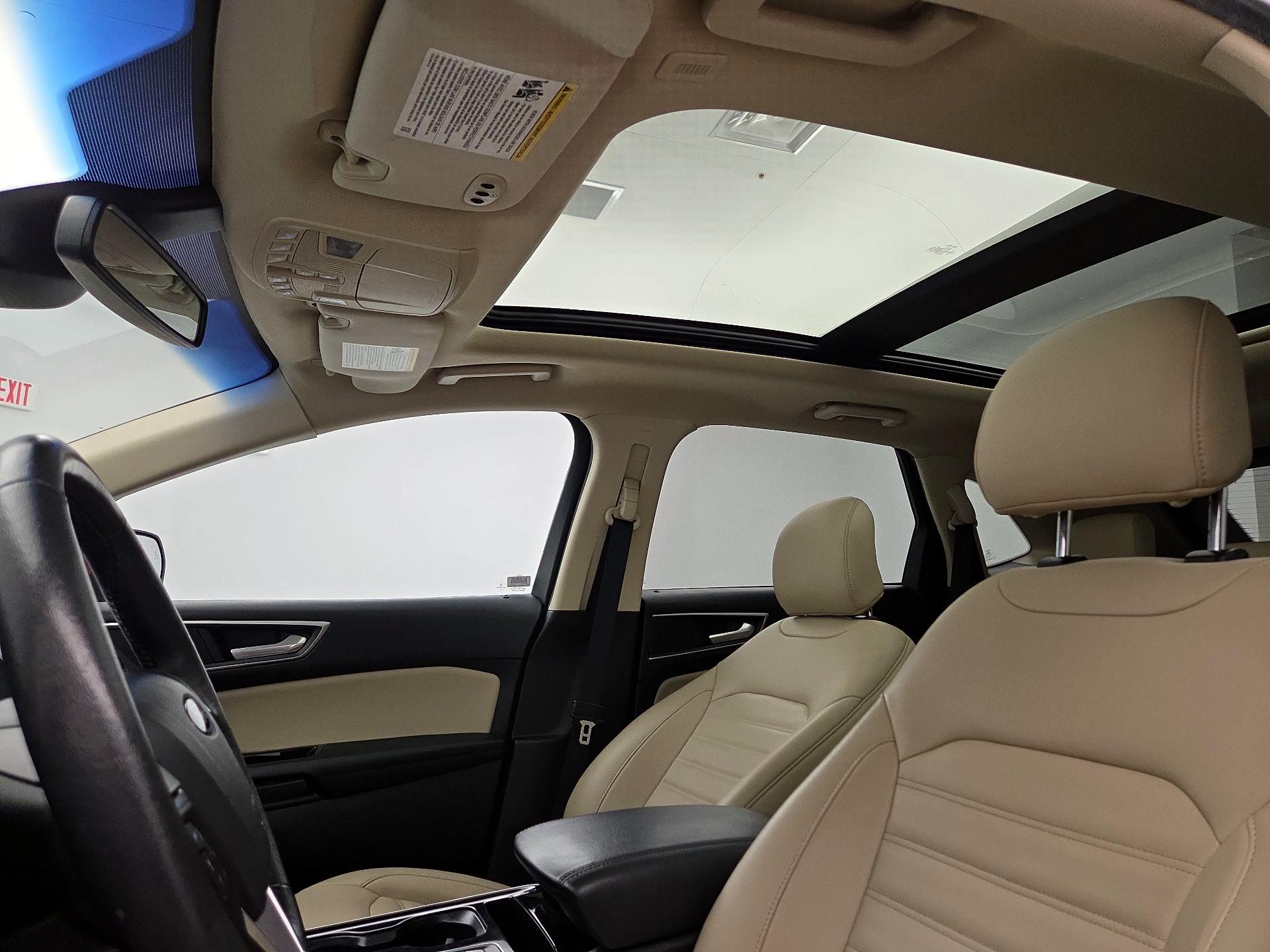 Thumbnail: 2019 Ford Edge - 20