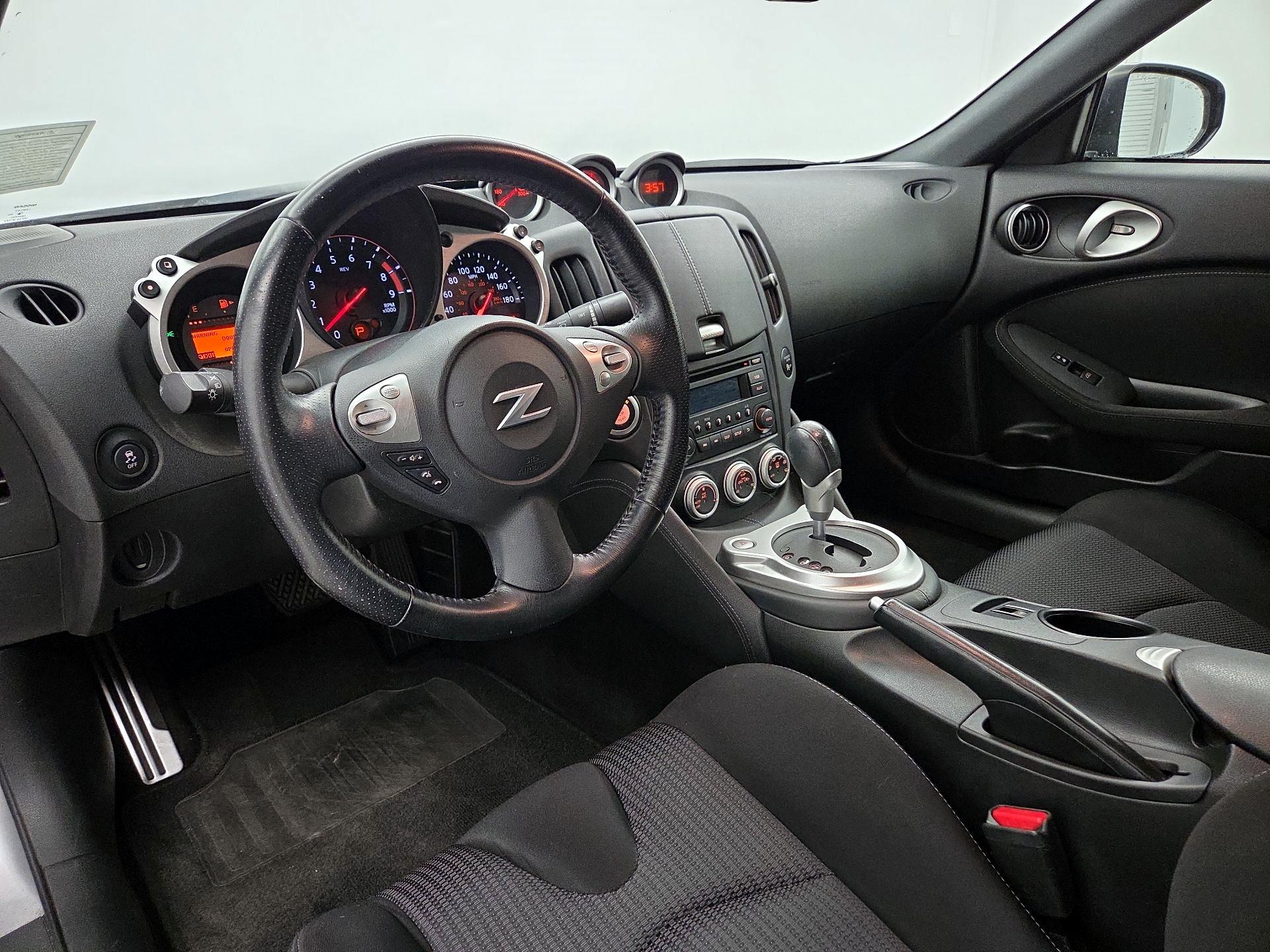 Thumbnail: 2019 Nissan Z - 9