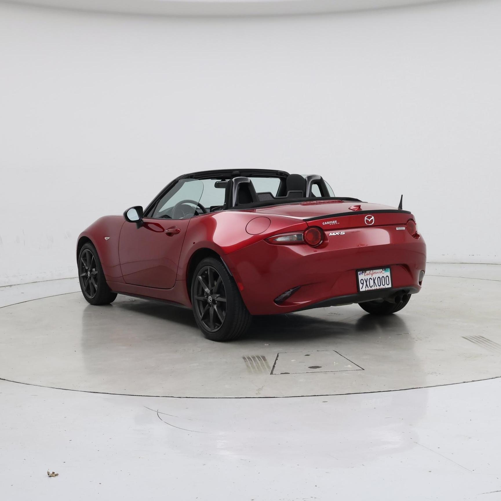 Thumbnail: 2018 Mazda MX-5 Miata - 2