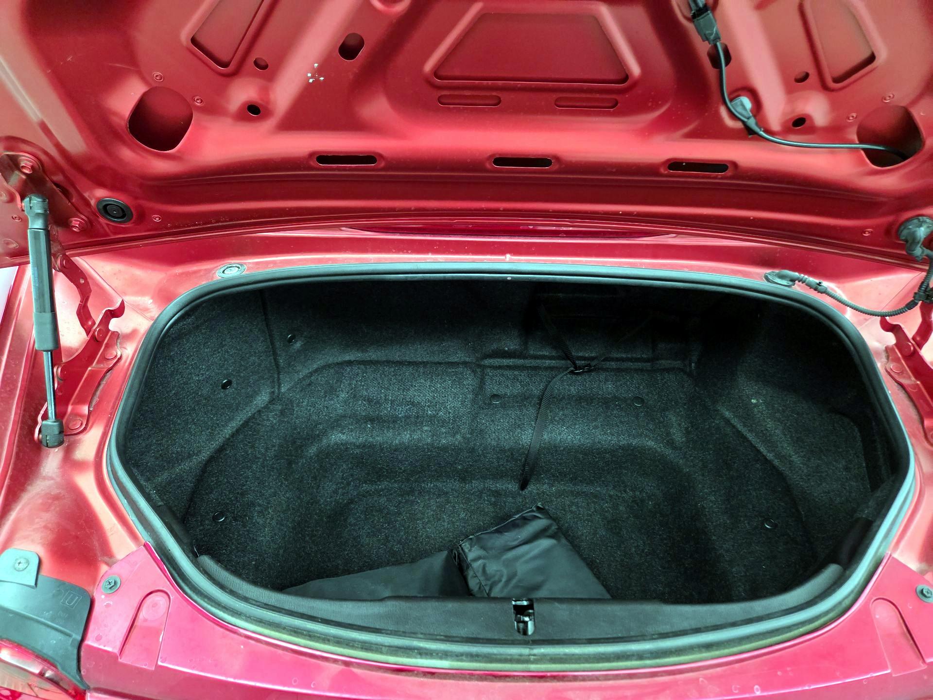Thumbnail: 2018 Mazda MX-5 Miata - 19