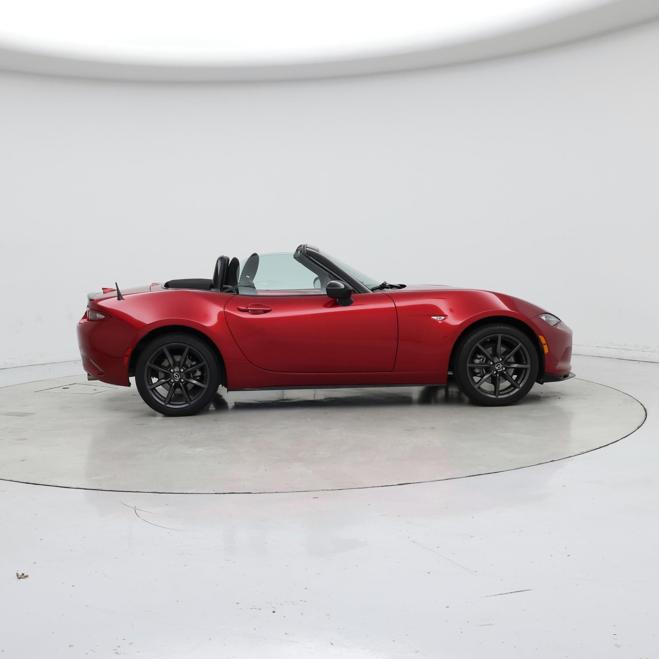 Thumbnail: 2018 Mazda MX-5 Miata - 7