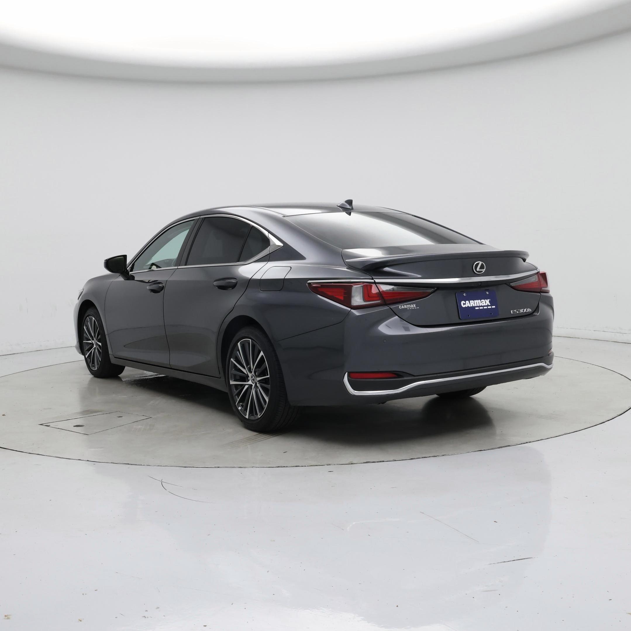 Thumbnail: 2025 Lexus ES - 2