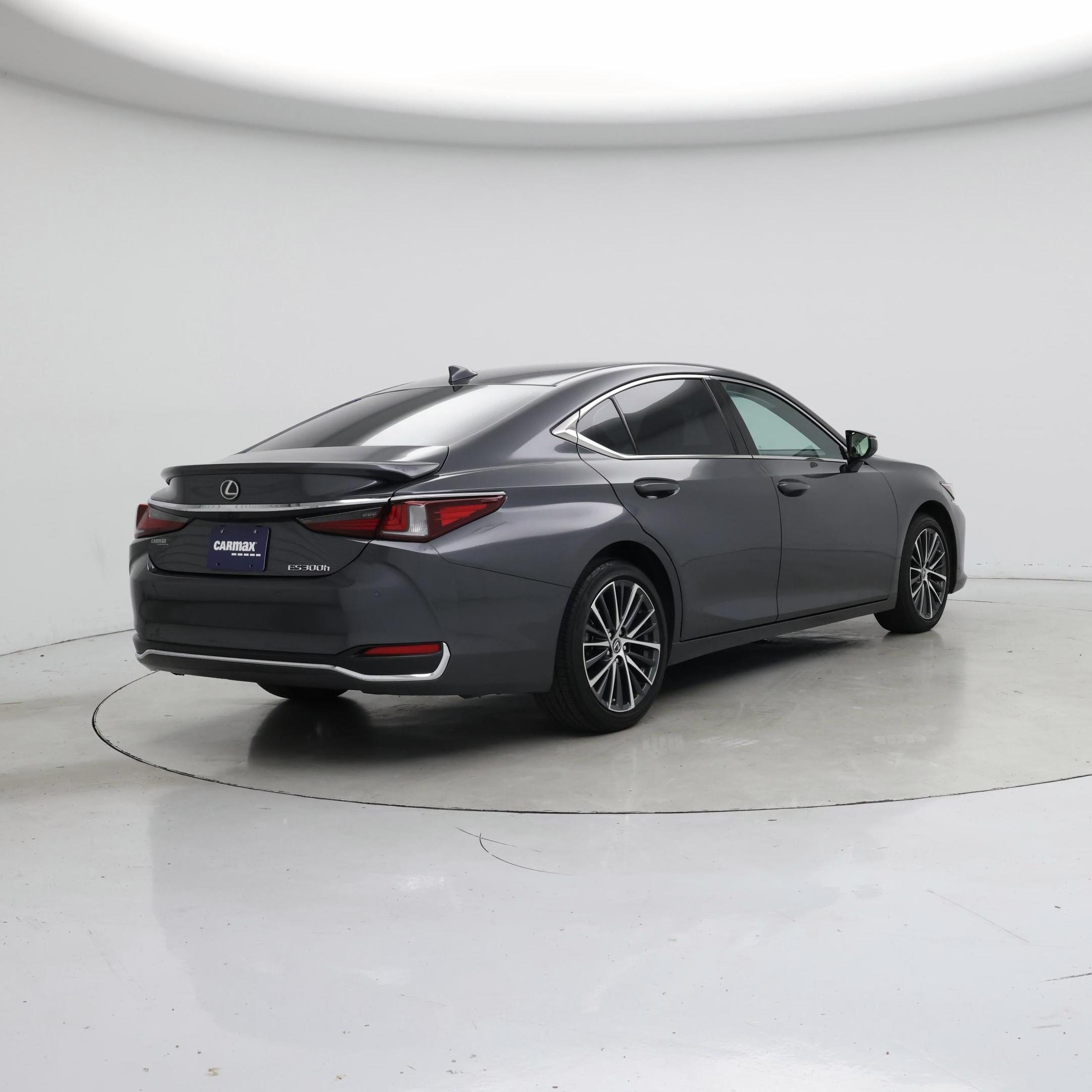 Thumbnail: 2025 Lexus ES - 8