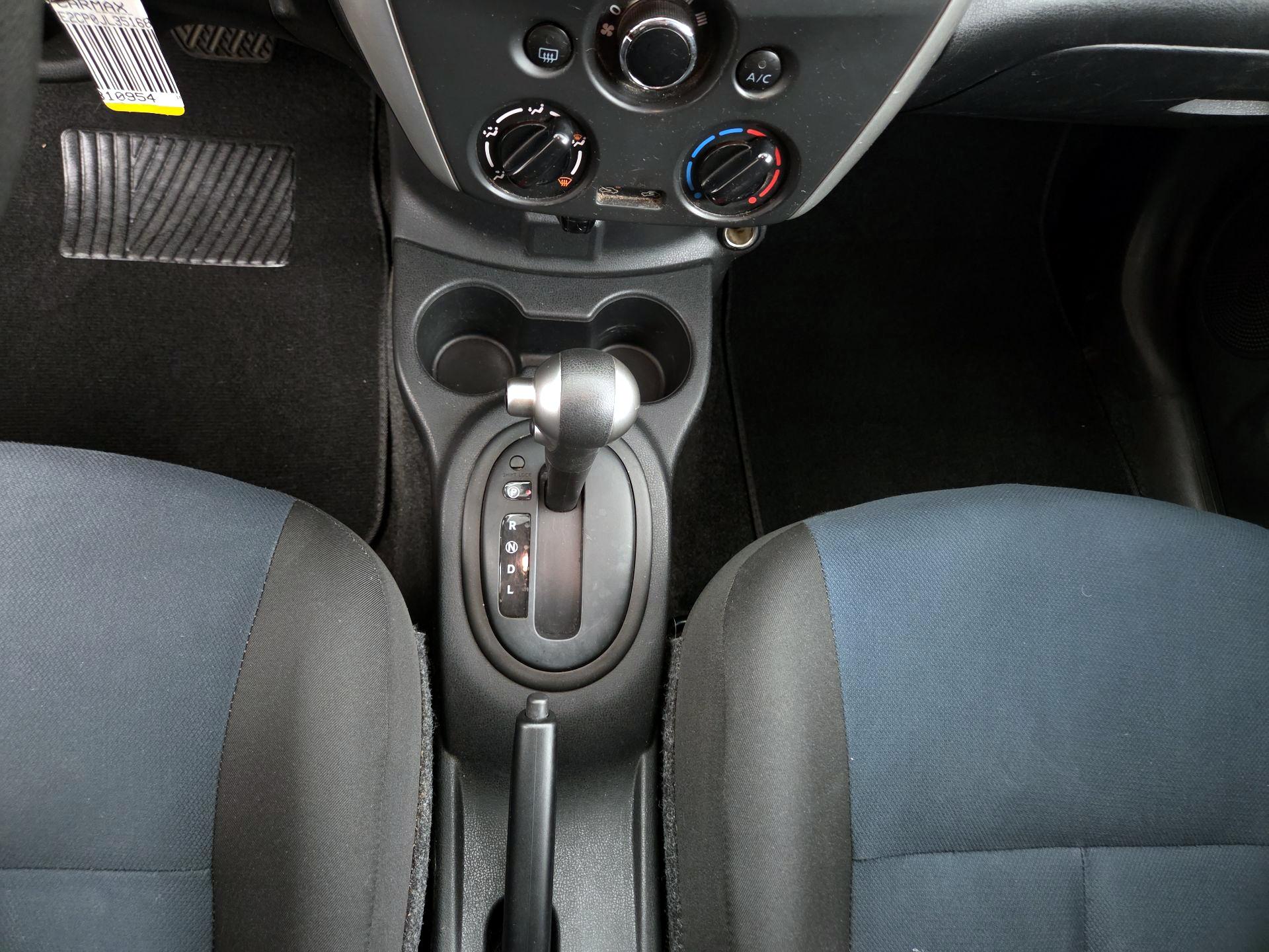 Thumbnail: 2018 Nissan Versa Note - 16