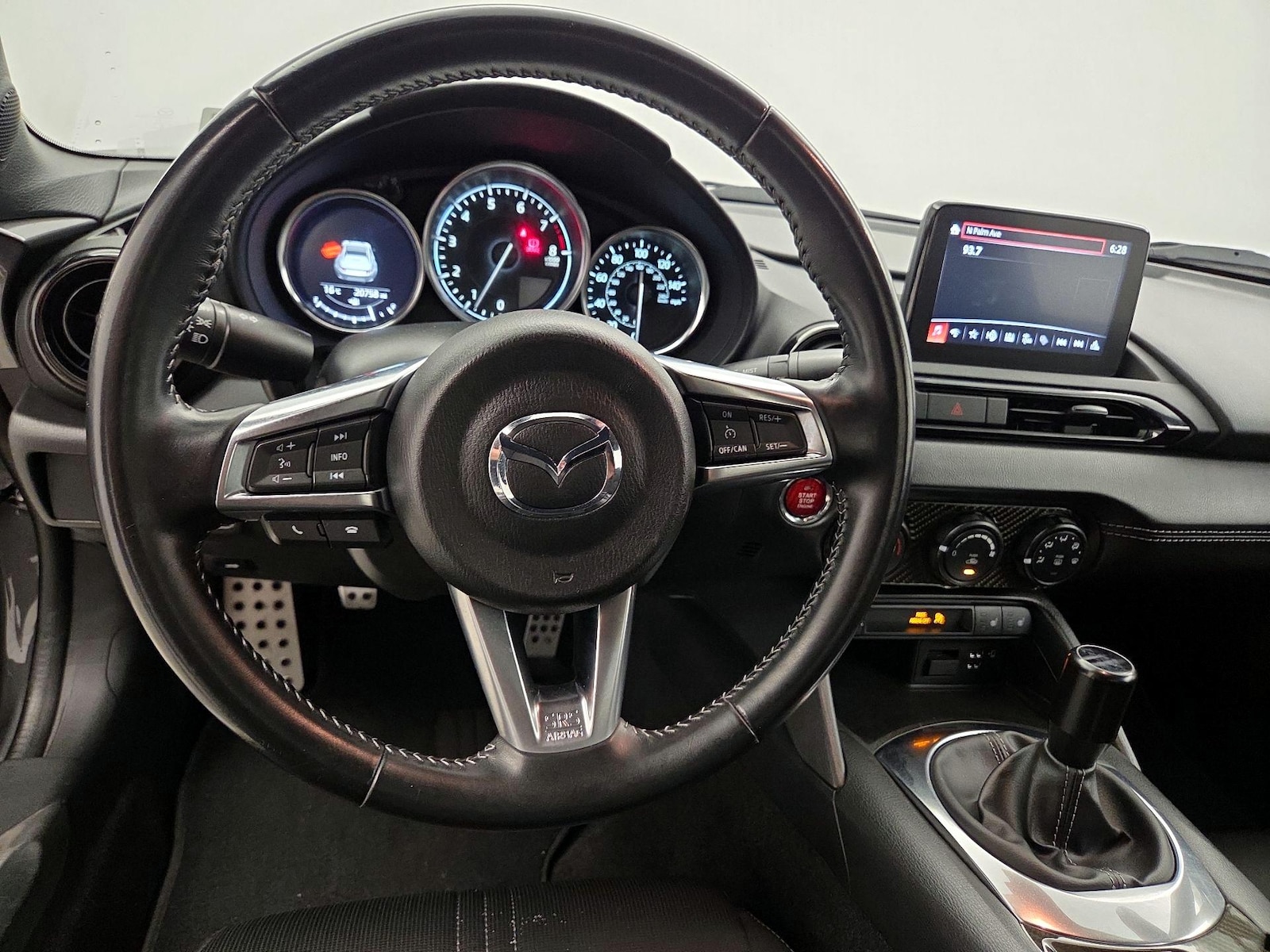 2020 Mazda MX-5 Miata RF Club - Photo 11