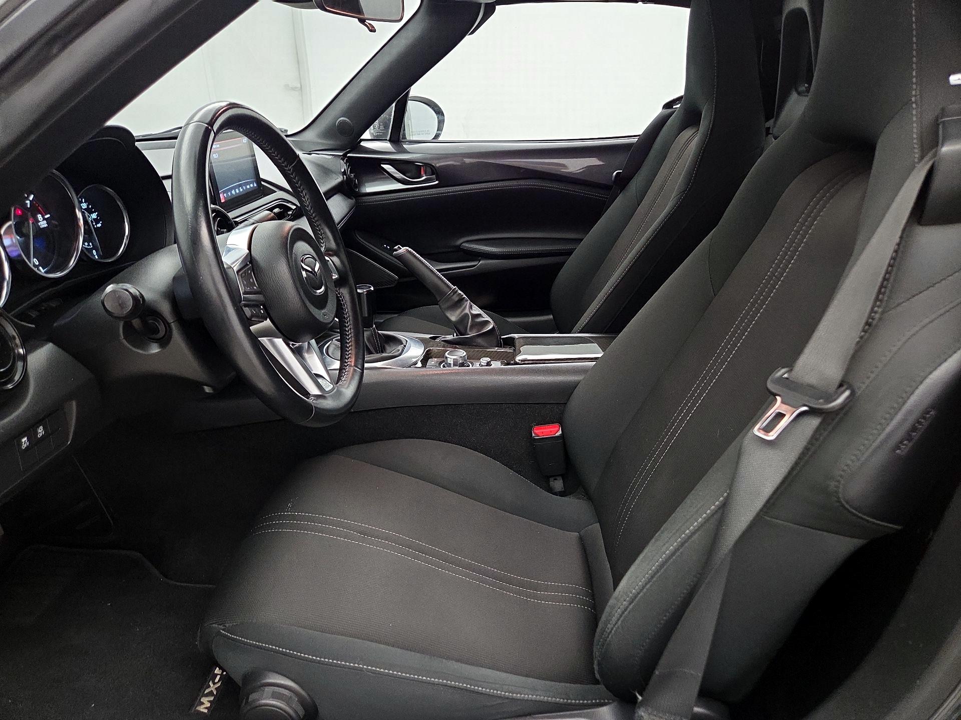 Thumbnail: 2020 Mazda MX-5 Miata - 11