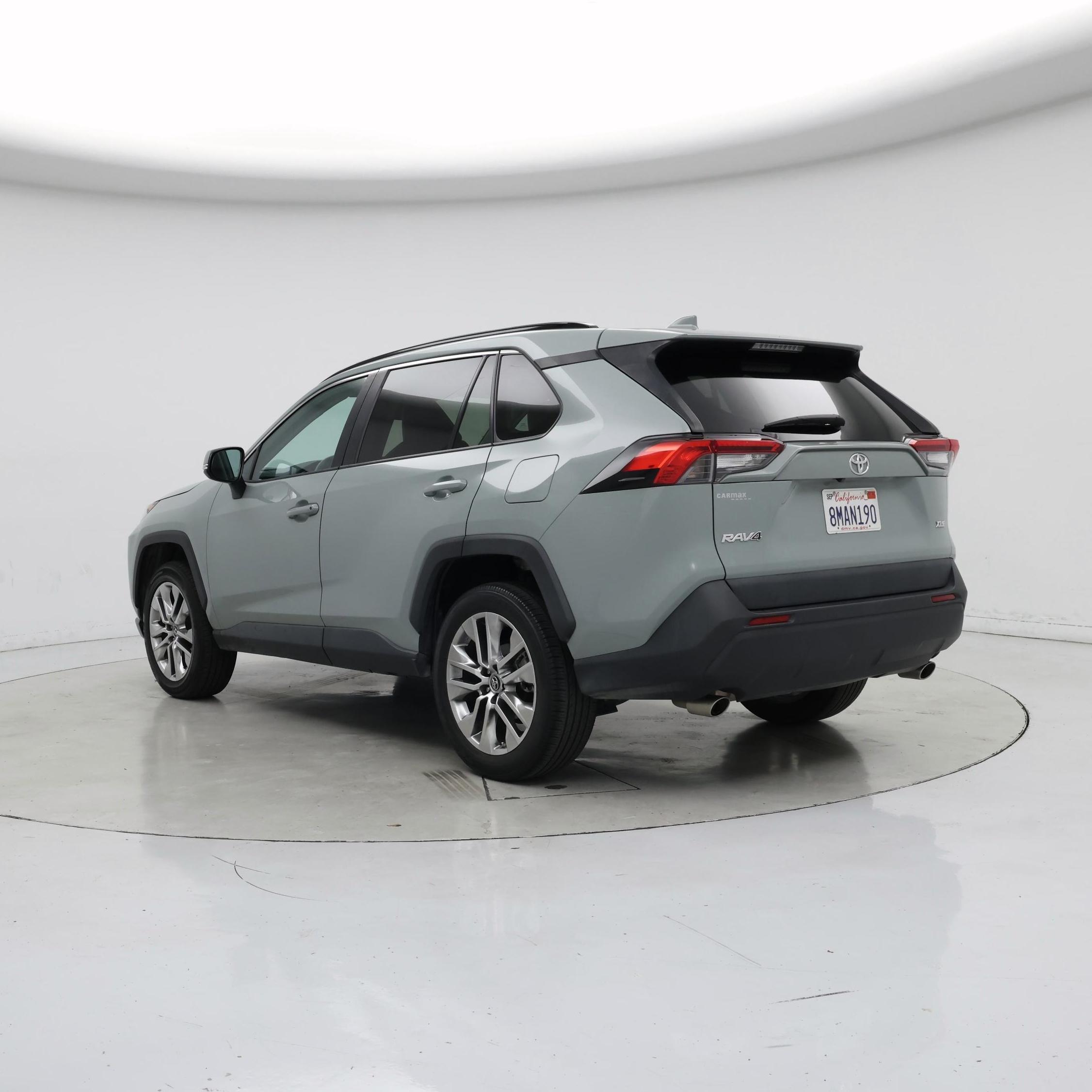 Thumbnail: 2019 Toyota RAV4 - 2