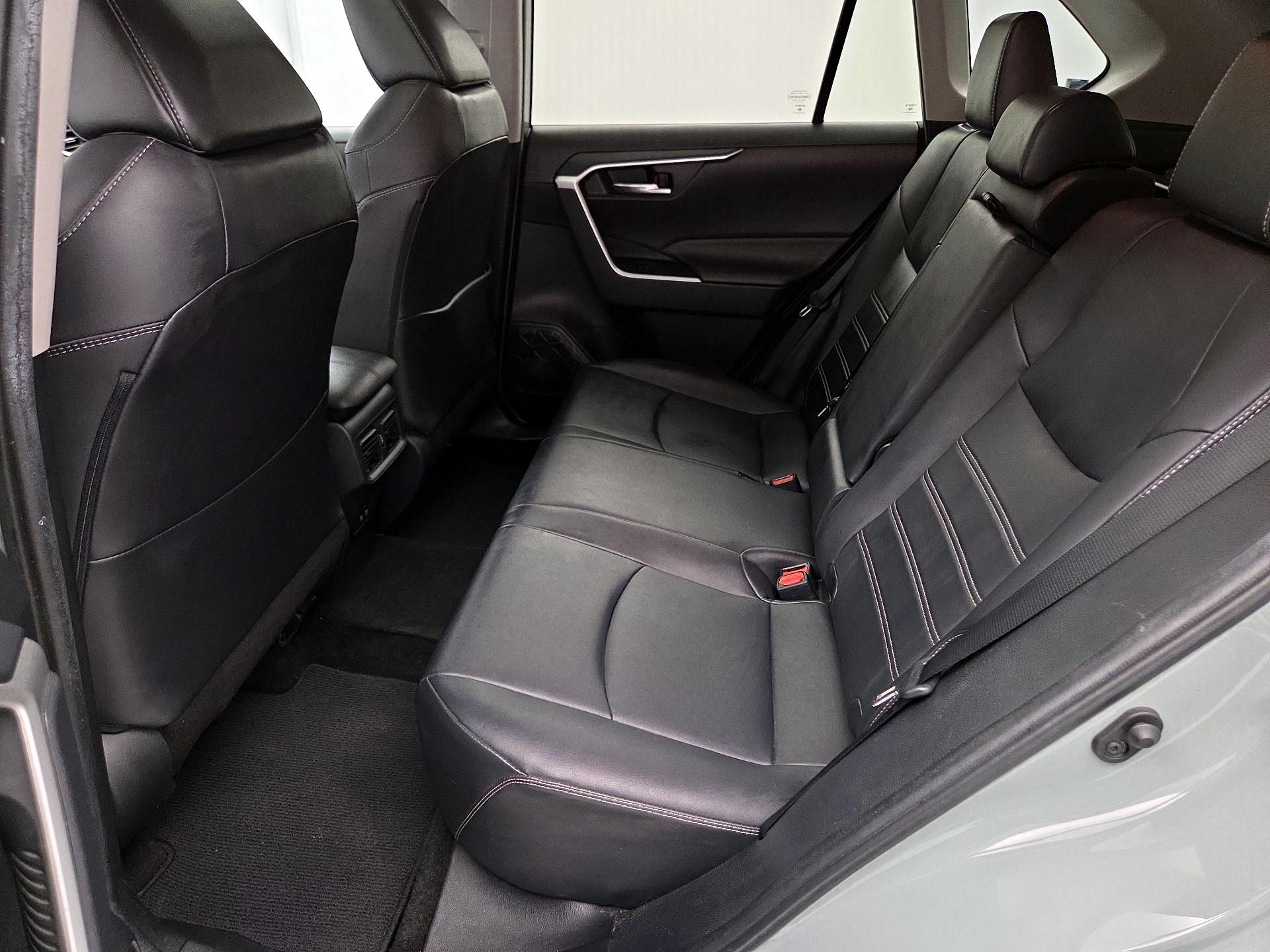 Thumbnail: 2019 Toyota RAV4 - 20