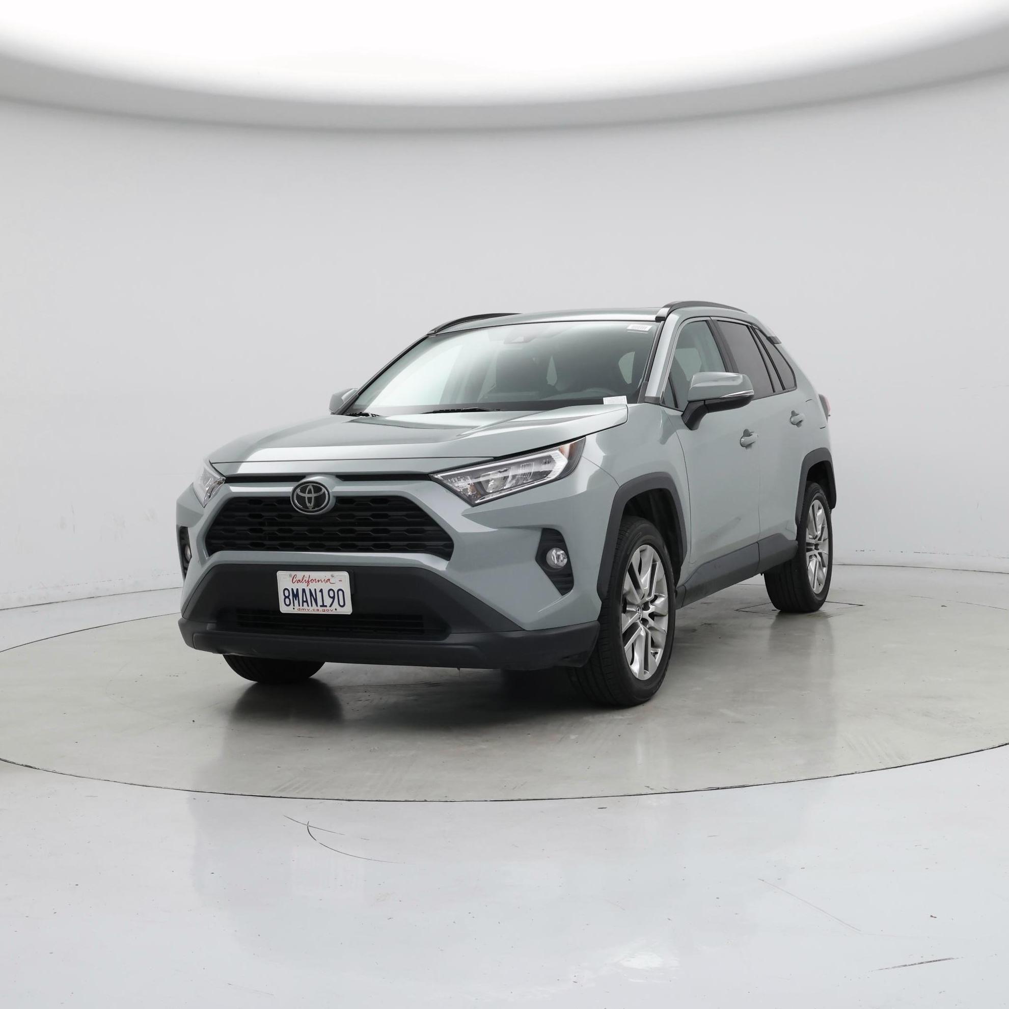 Thumbnail: 2019 Toyota RAV4 - 4