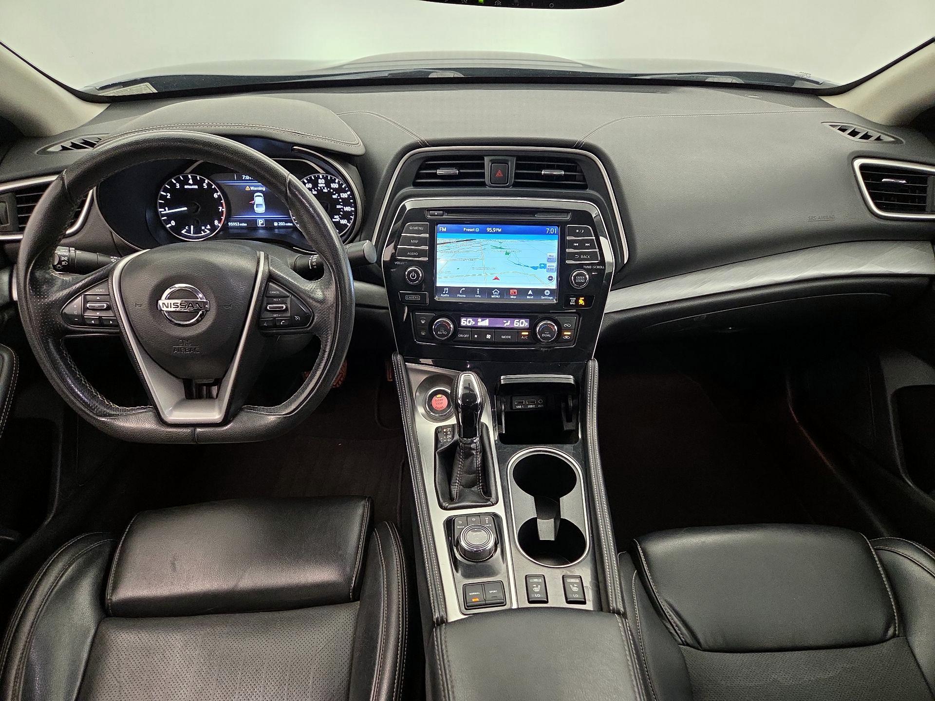 Thumbnail: 2017 Nissan Maxima - 9