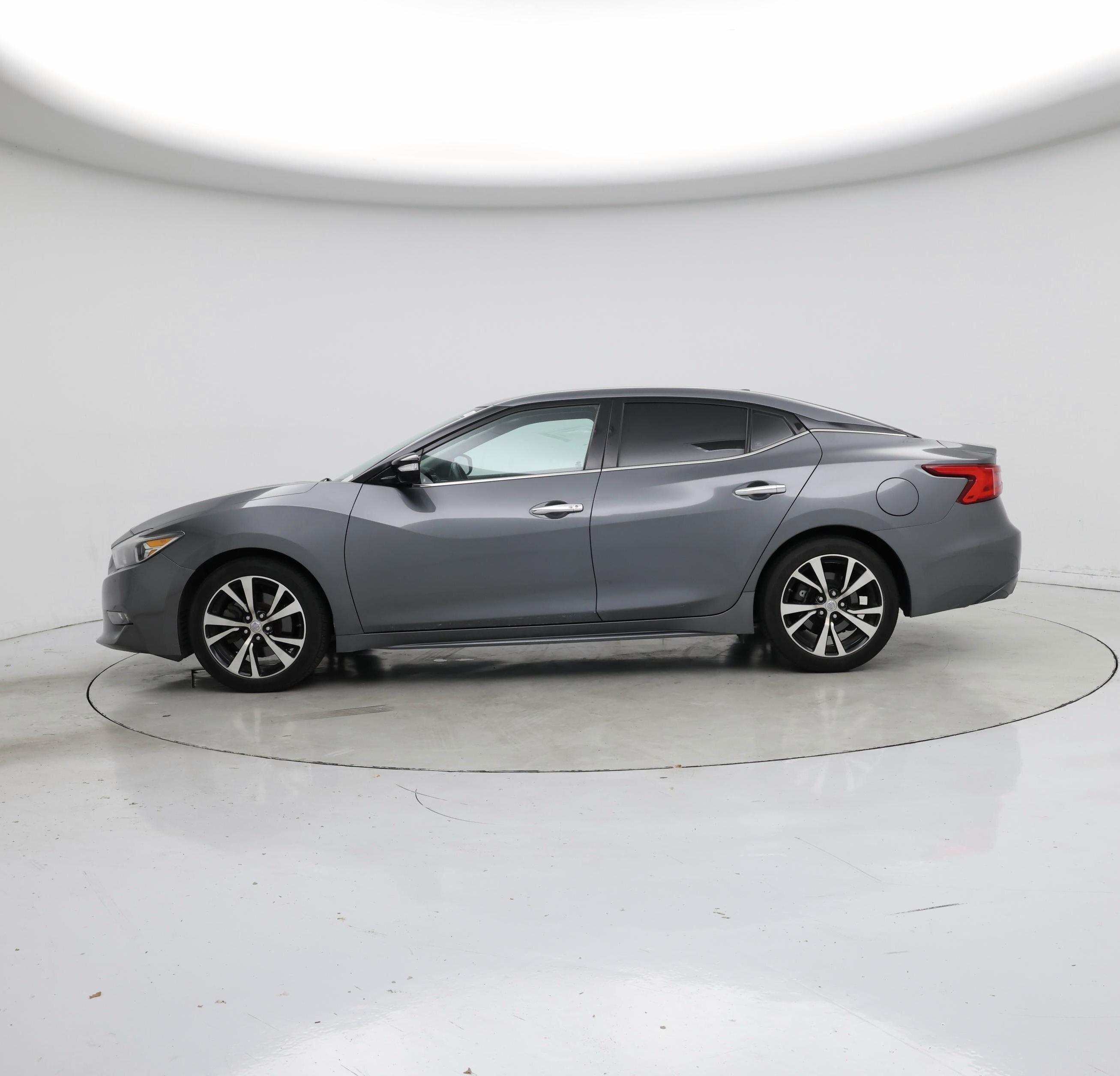 Thumbnail: 2017 Nissan Maxima - 3