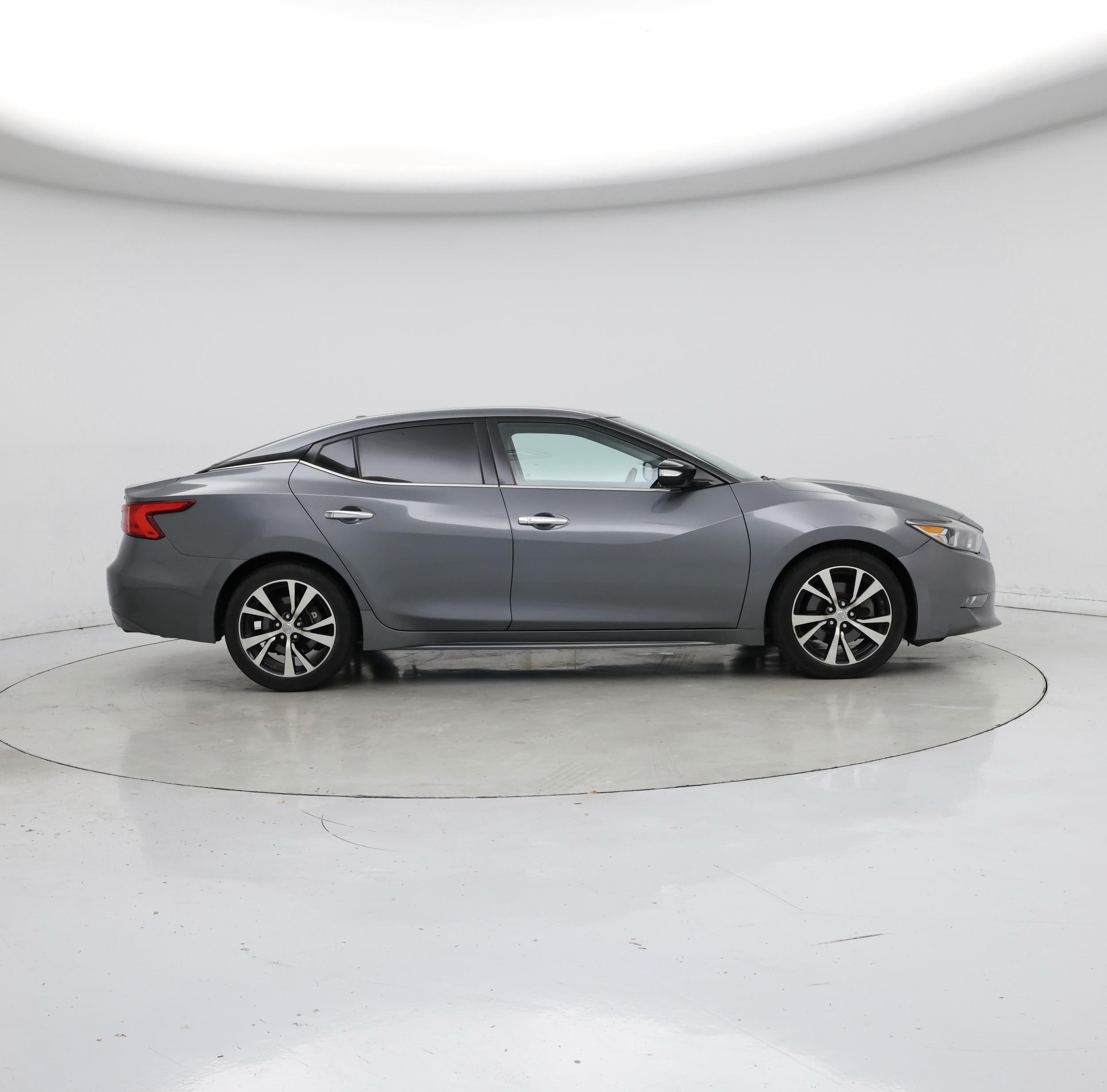 Thumbnail: 2017 Nissan Maxima - 7