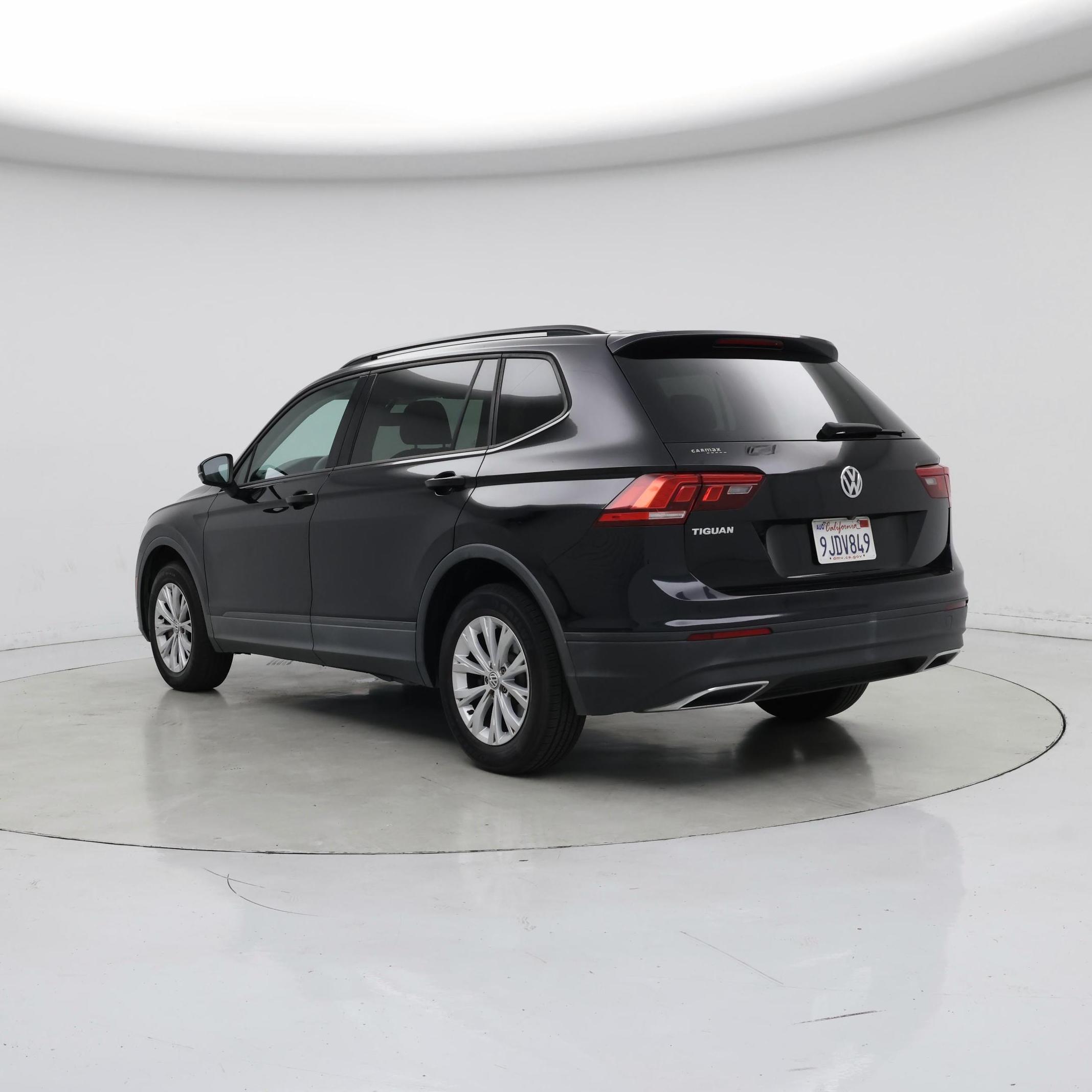 Thumbnail: 2019 Volkswagen Tiguan - 2