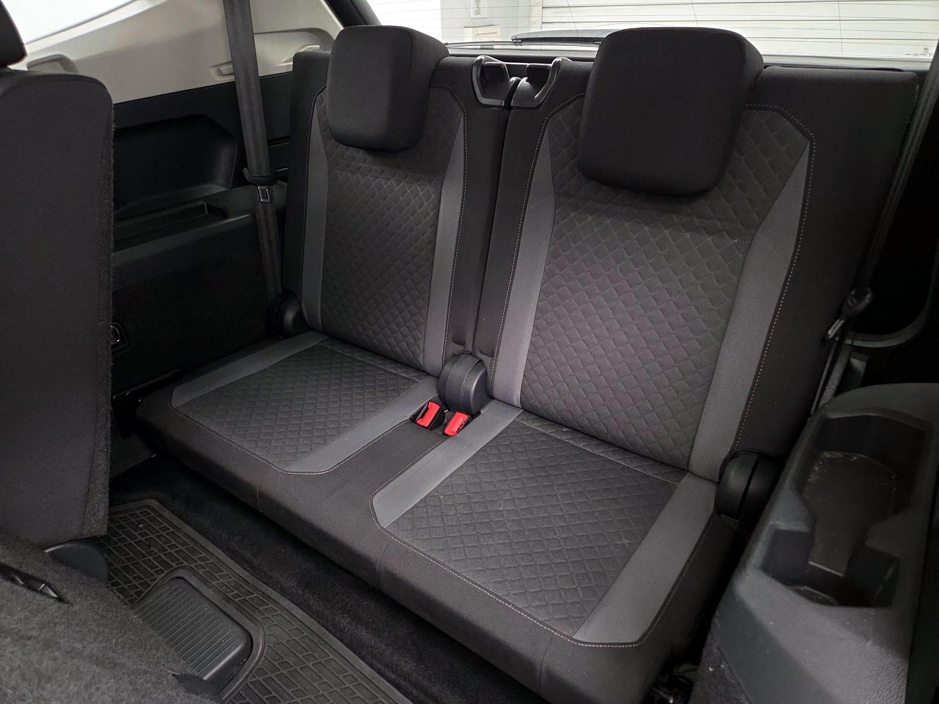 Thumbnail: 2019 Volkswagen Tiguan - 20