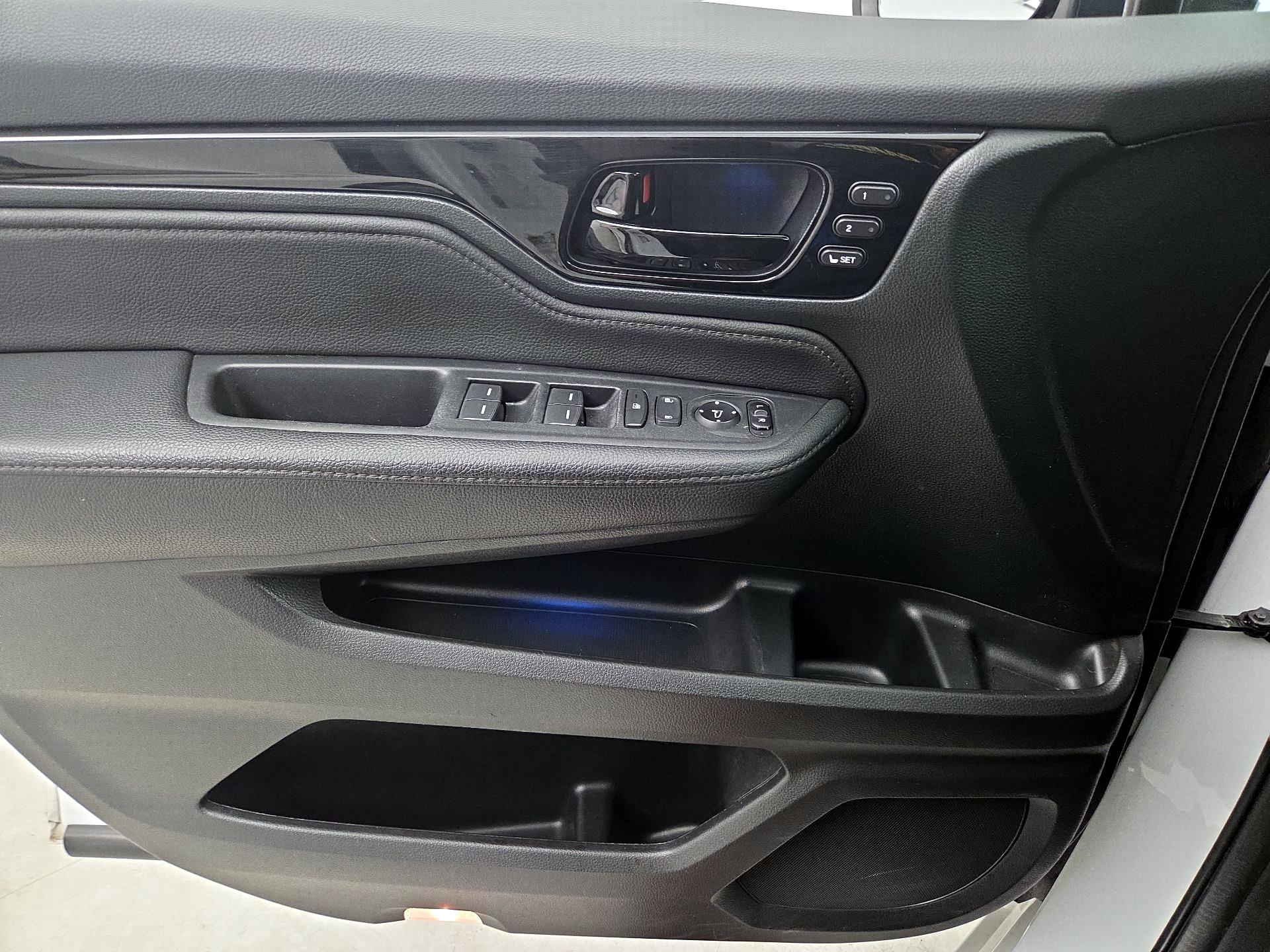 Thumbnail: 2023 Honda Odyssey - 12