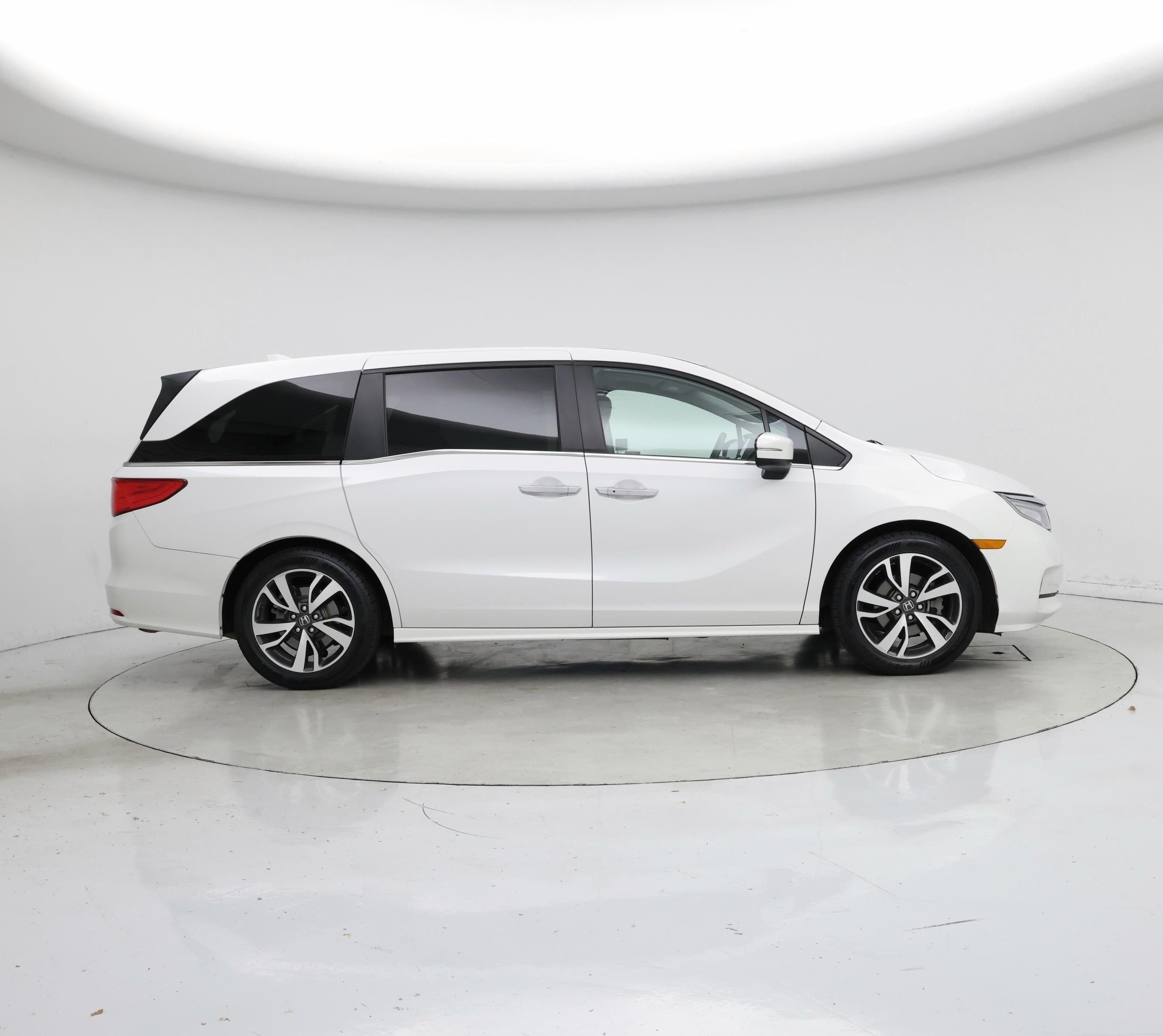 Thumbnail: 2023 Honda Odyssey - 7