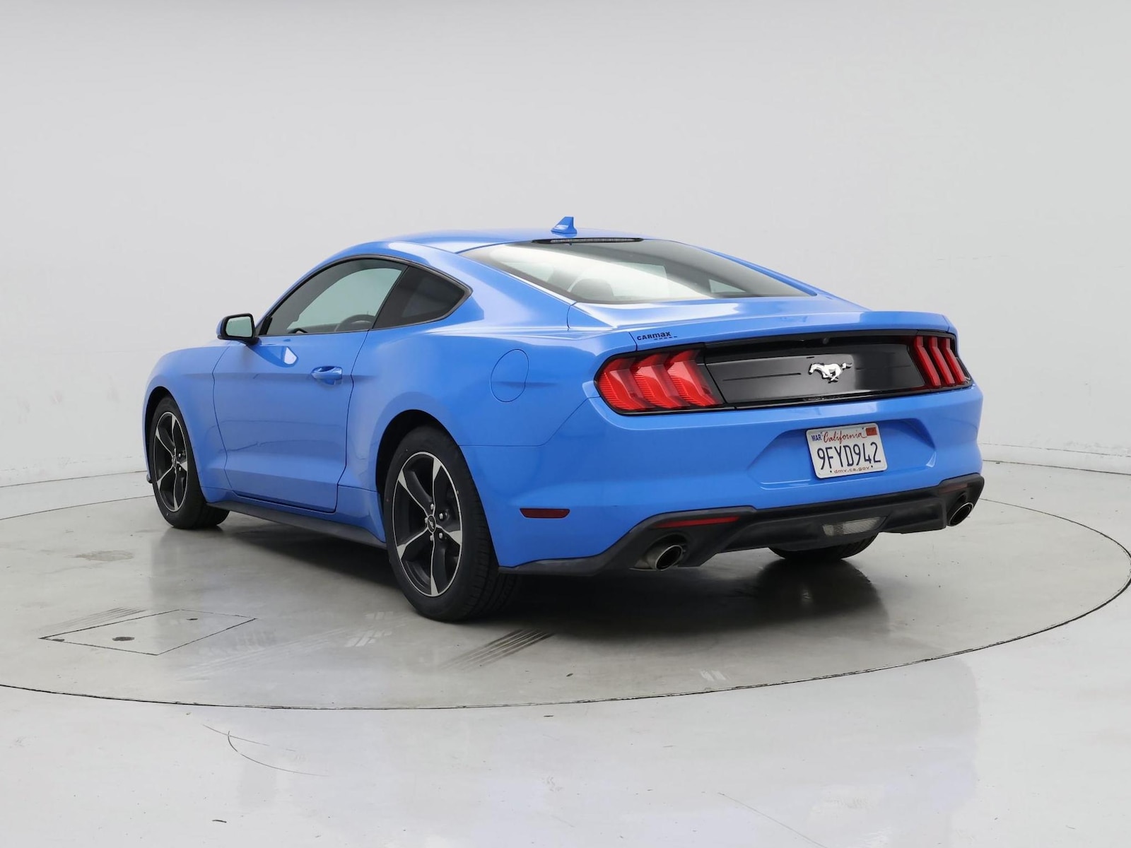 2023 Ford Mustang EcoBoost - Photo 3