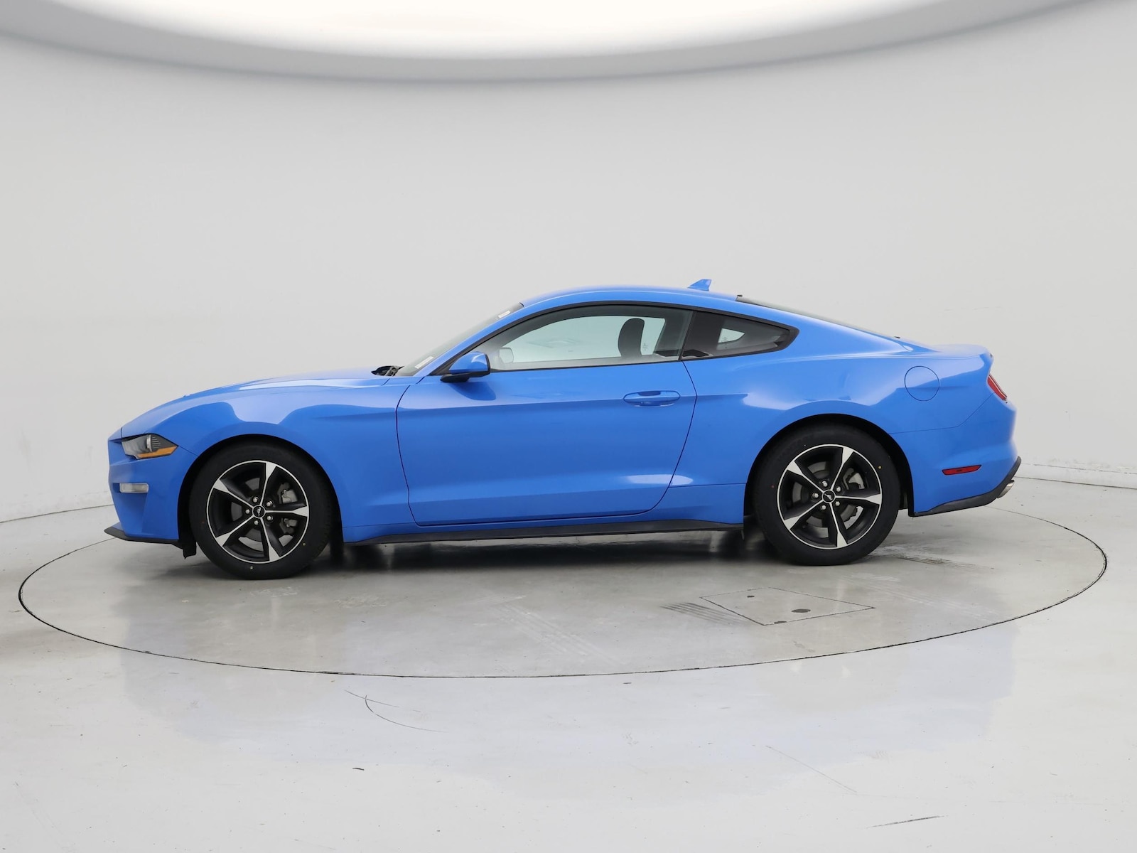 2023 Ford Mustang EcoBoost - Photo 4