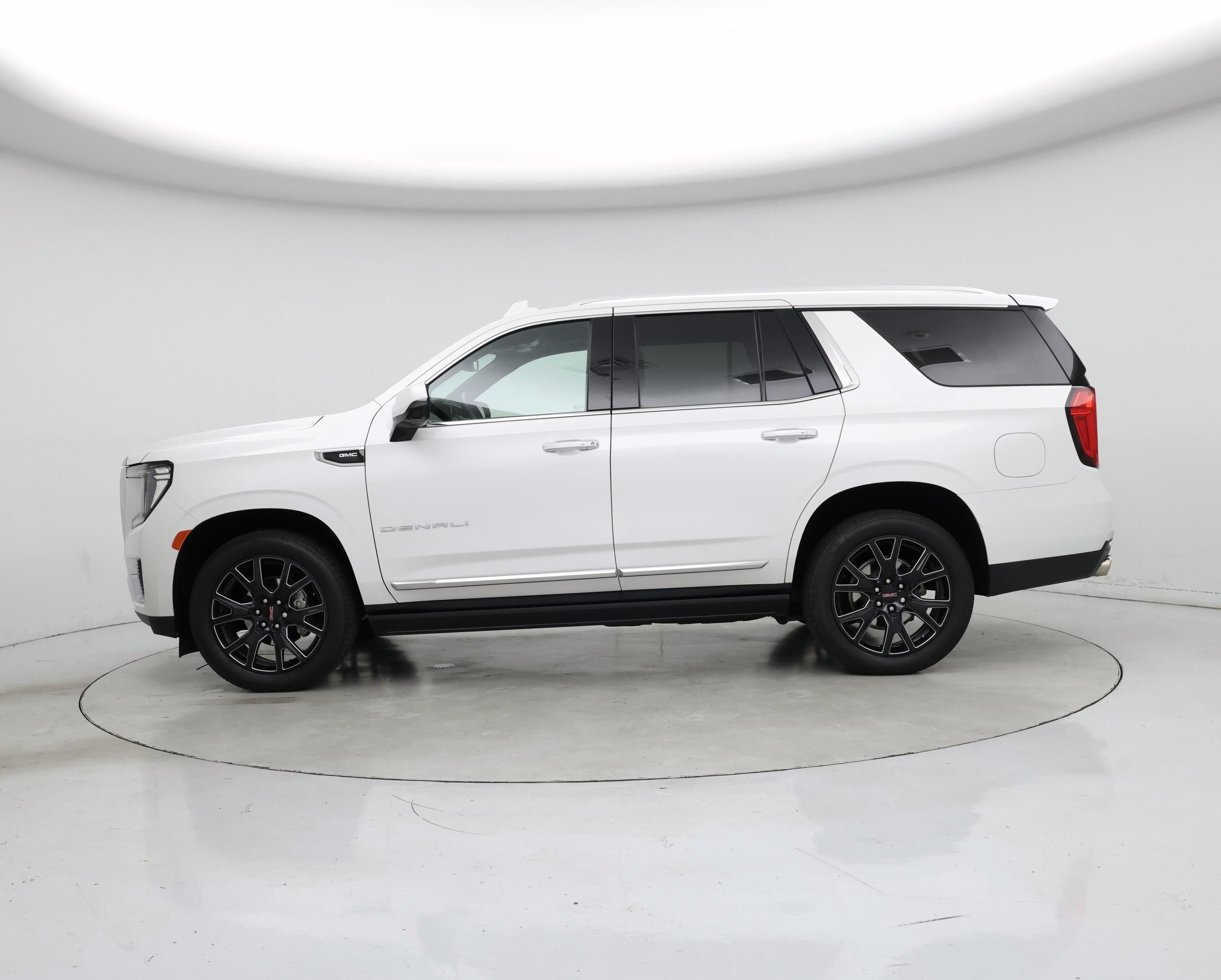 Thumbnail: 2023 GMC Yukon - 3