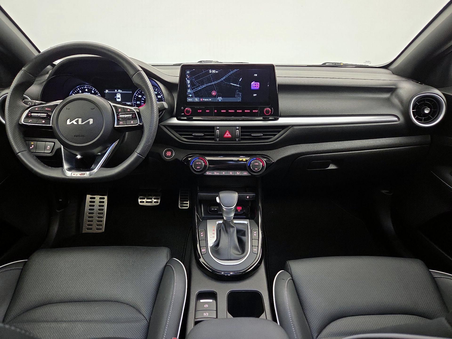 Thumbnail: 2023 Kia Forte - 9