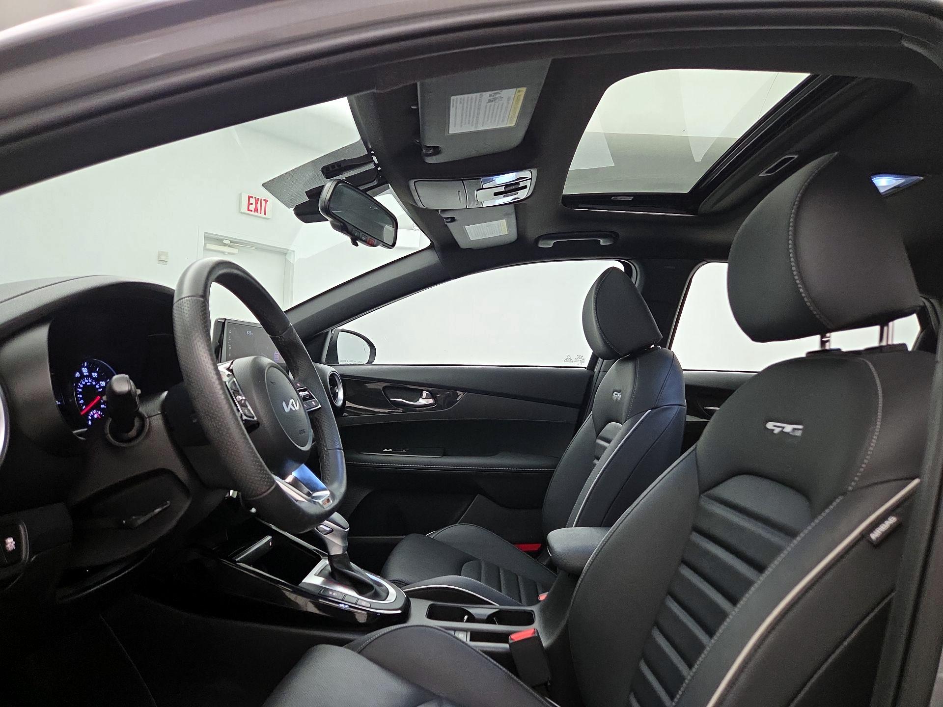 Thumbnail: 2023 Kia Forte - 20
