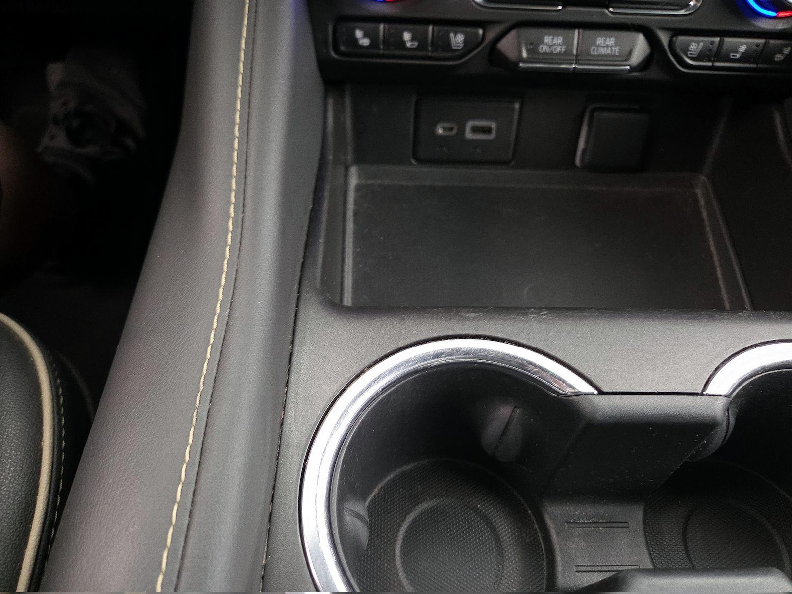 2023 Chevrolet Tahoe Premier - Photo 20