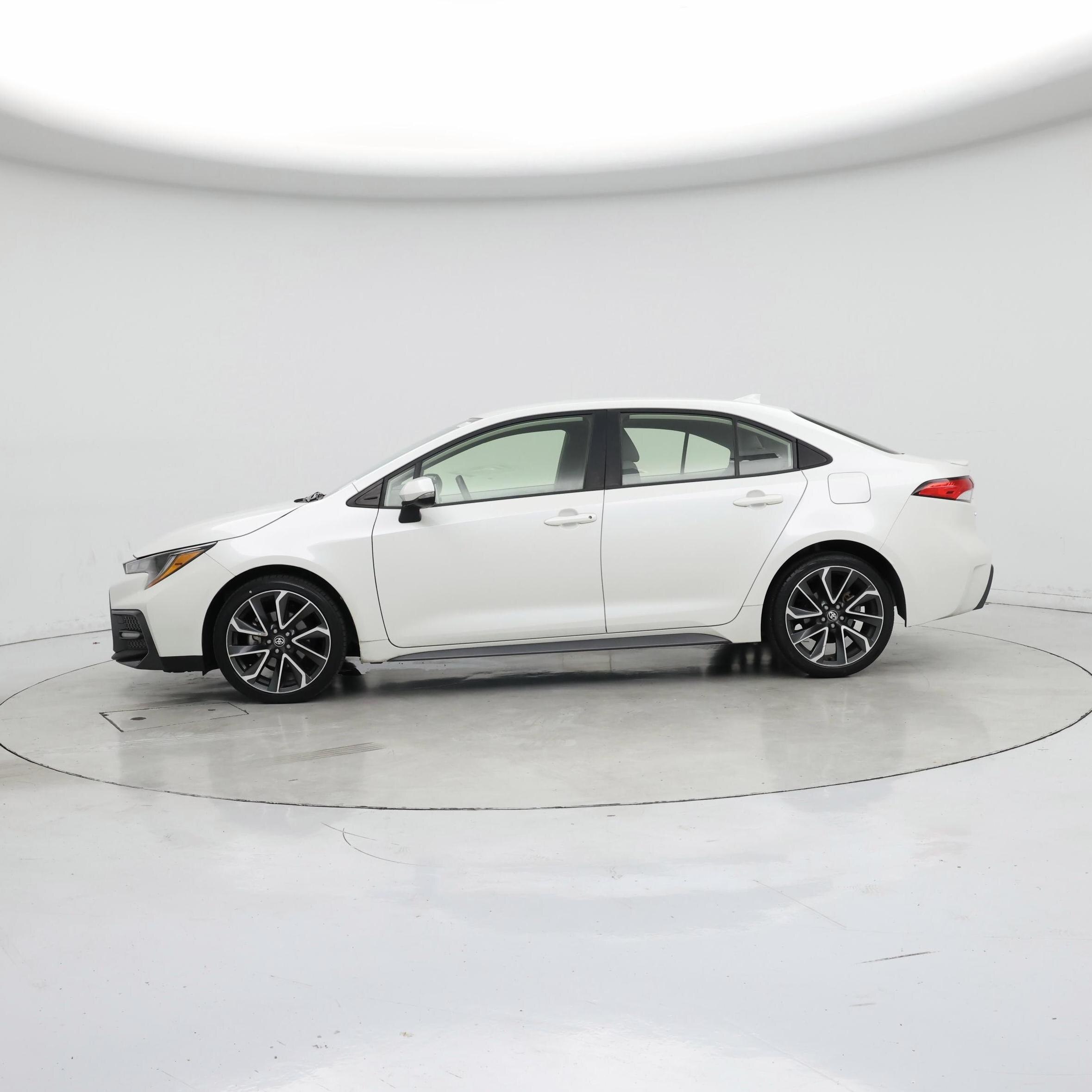 Thumbnail: 2020 Toyota Corolla - 3