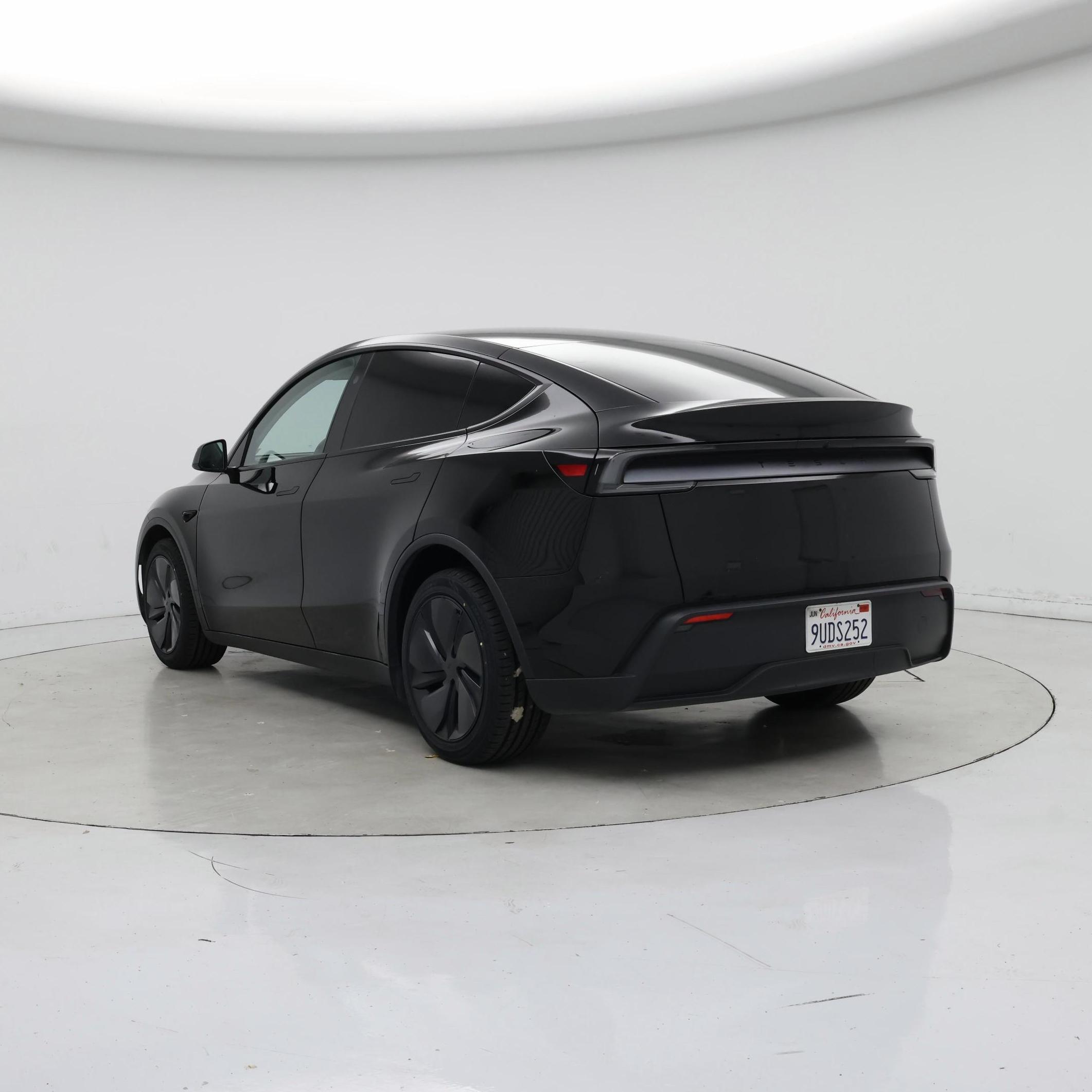 Thumbnail: 2026 Tesla Model Y - 2