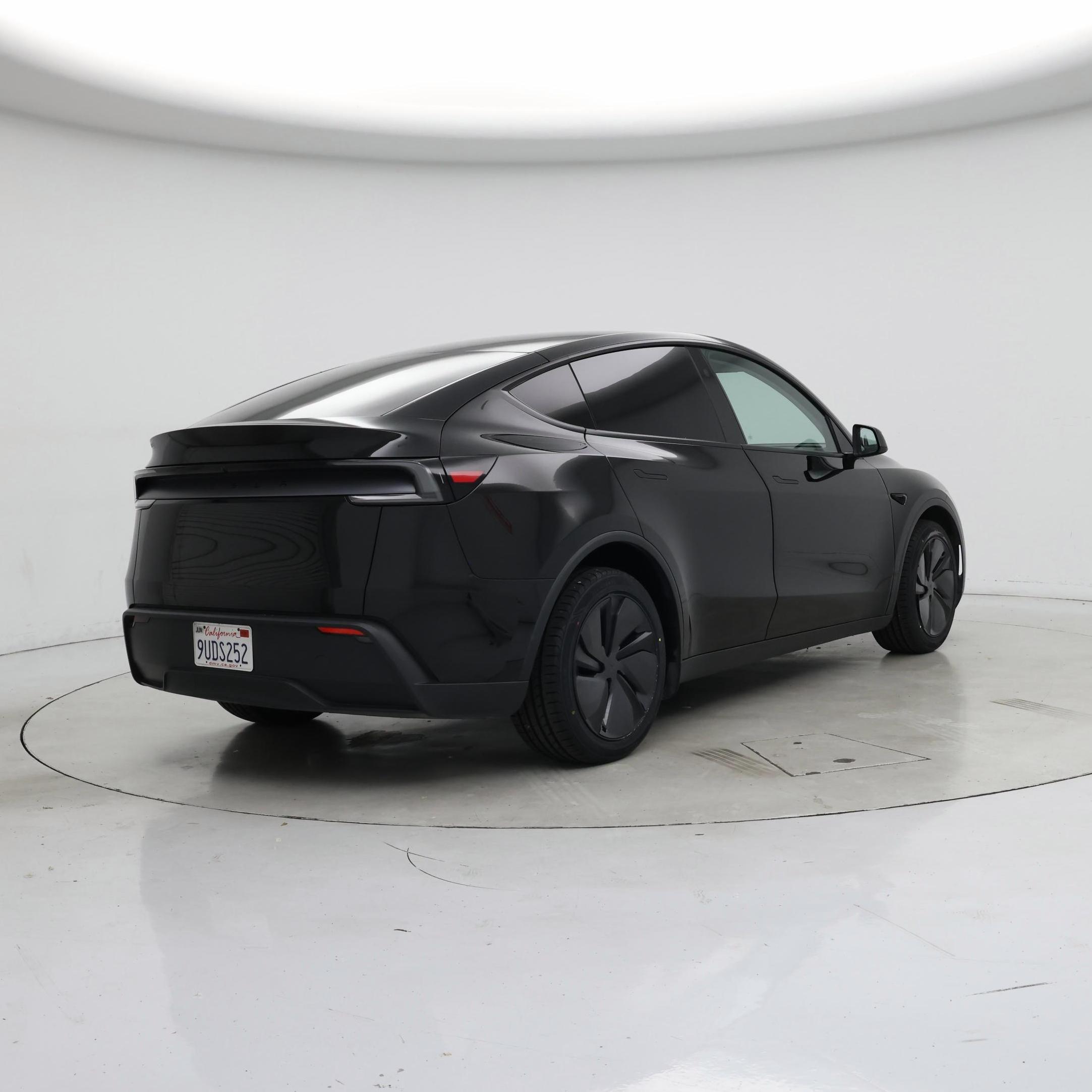 Thumbnail: 2026 Tesla Model Y - 8